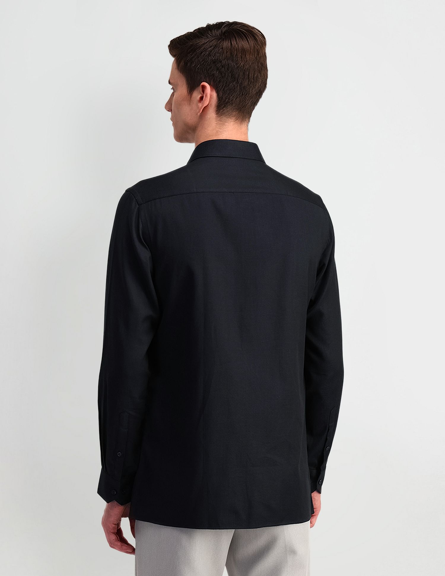 Arrow Liberty Classic Fit Solid Shirt