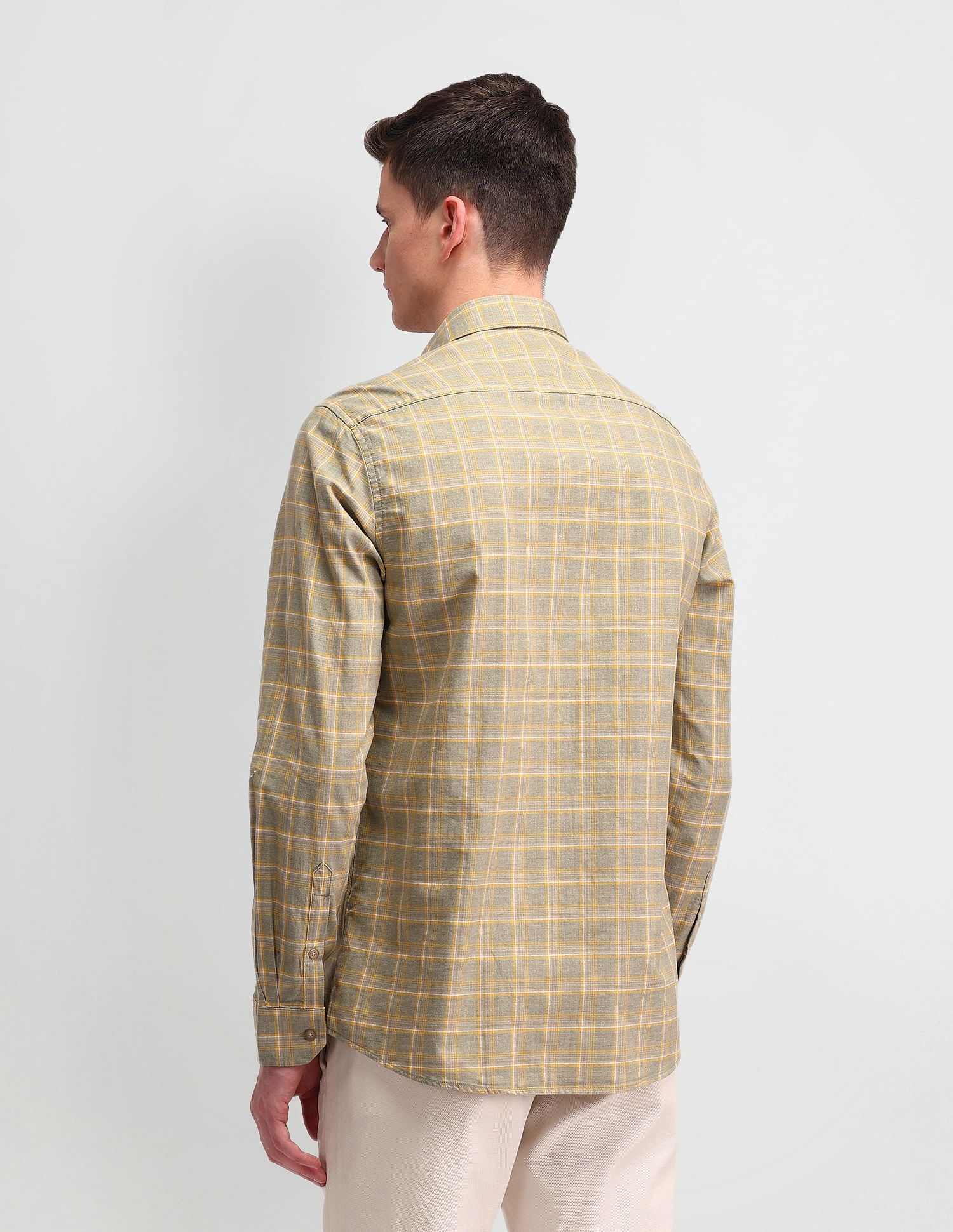 Arrow Sport Slim Fit Herringbone Shirt