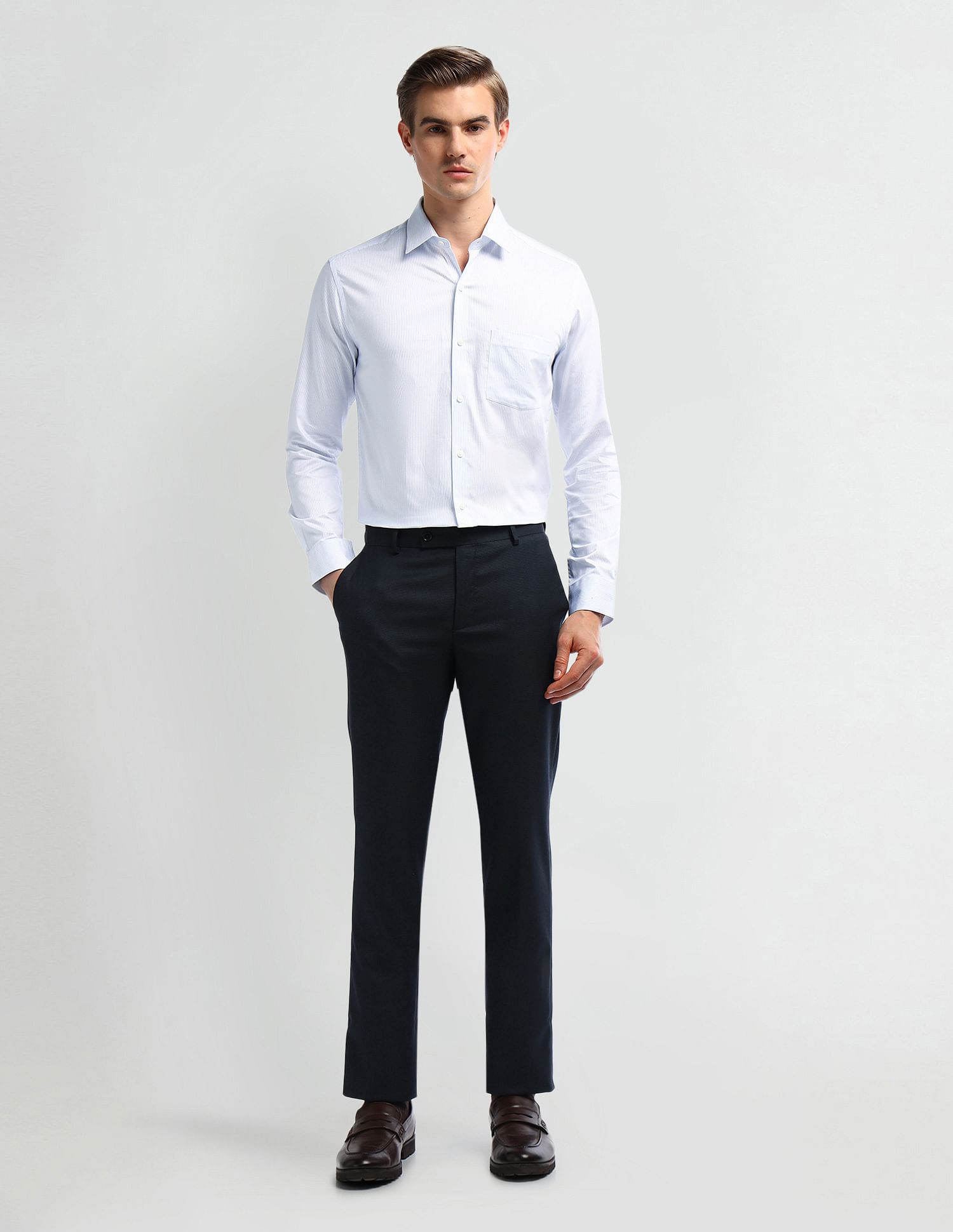 Arrow Cutaway Collar Cotton Shirt