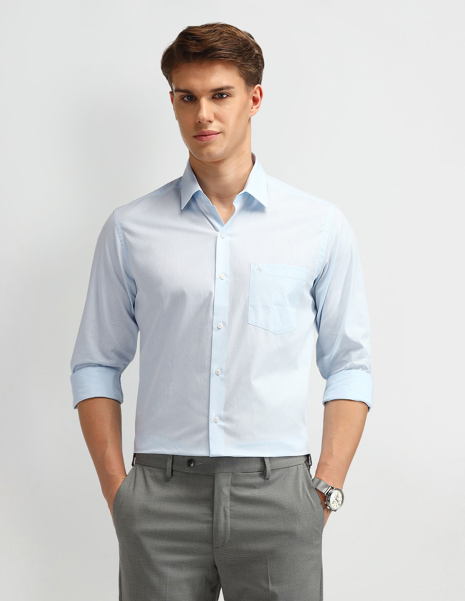 Arrow Manhattan Slim Fit Solid Shirt
