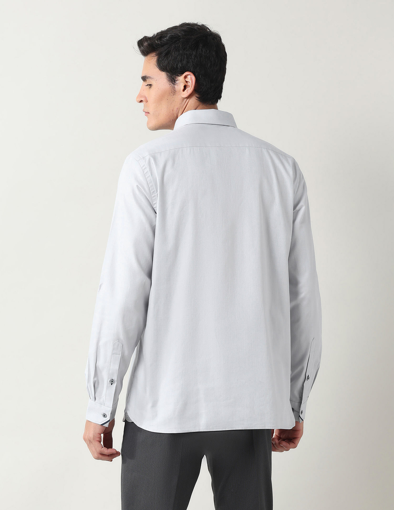 Arrow Manhattan Slim Fit Pure Cotton Twill Shirt