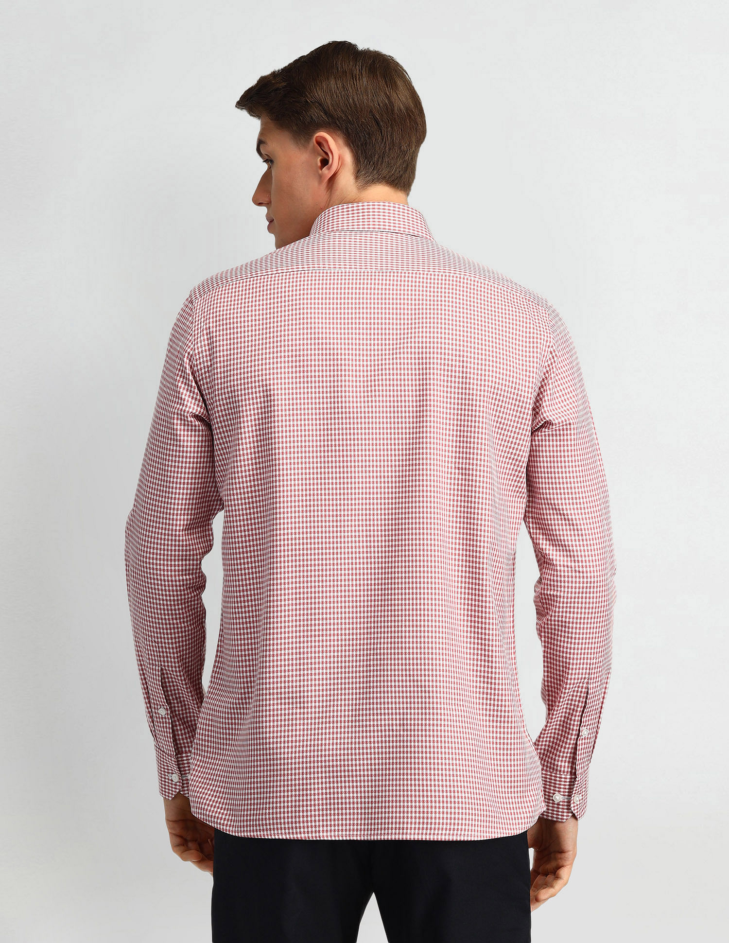 Arrow Pure Cotton Manhattan Slim Fit Shirt