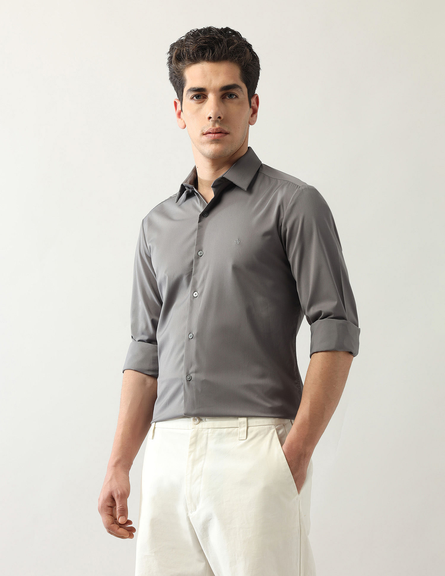 Arrow Newyork Textured Manhattan Slim Fit Shirt