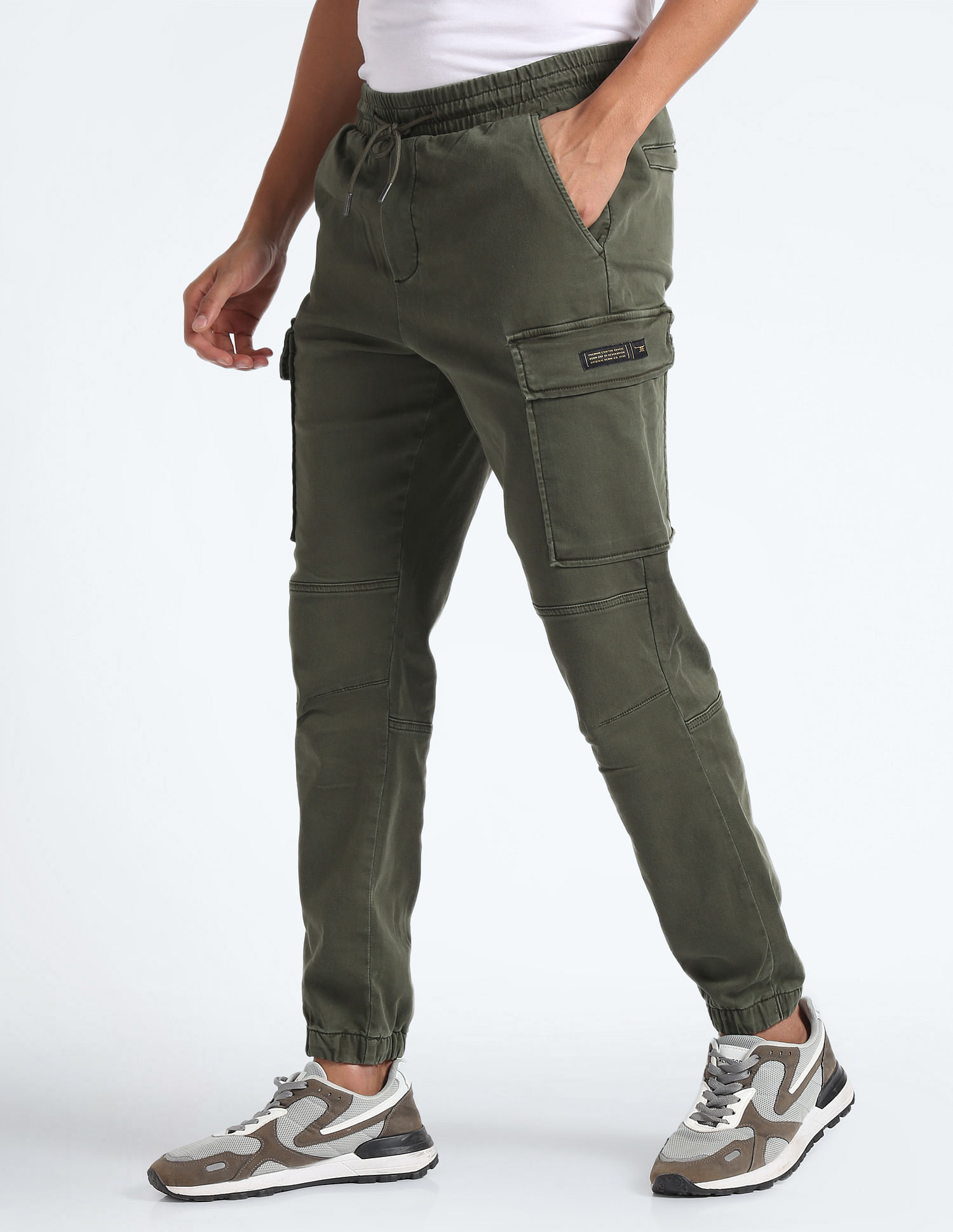 Buy Flying Machine Solid Cargo Pants - NNNOW.com