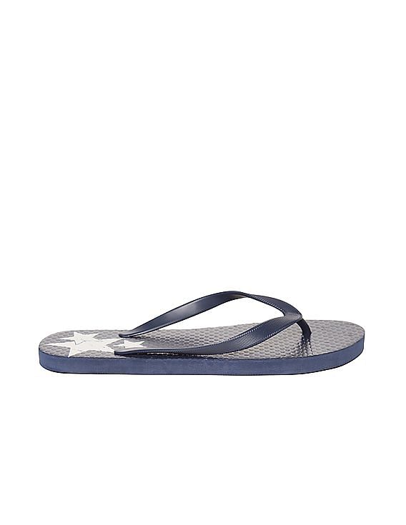 Buy GAP Men Men Multi Colour Print Flip Flops NNNOW