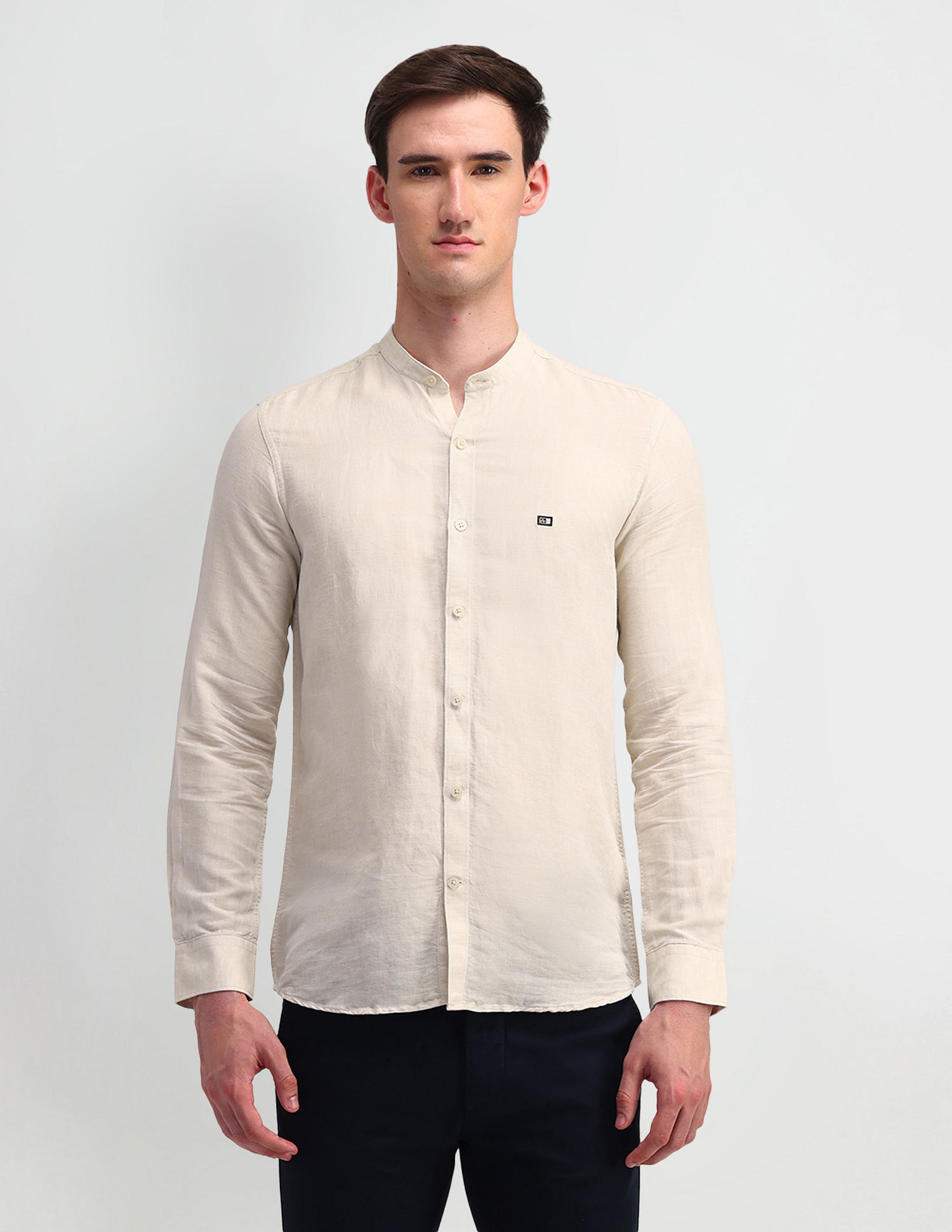 Arrow Sport Slim Fit Solid Shirt