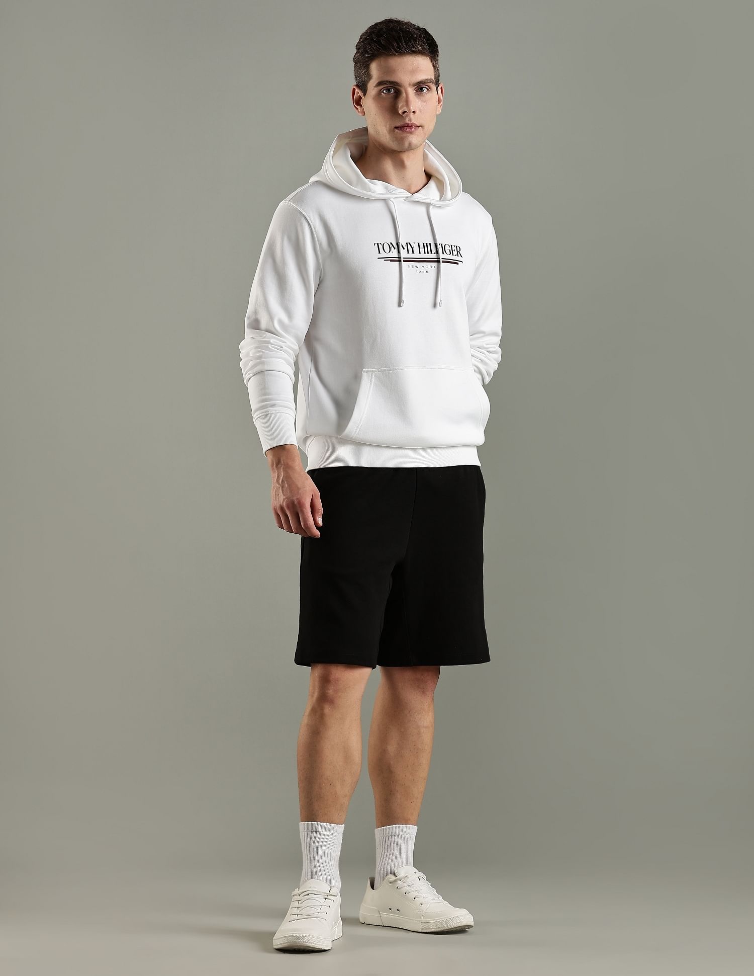 Tommy Hilfiger Logo Regular Fit Cotton Sweatshirt