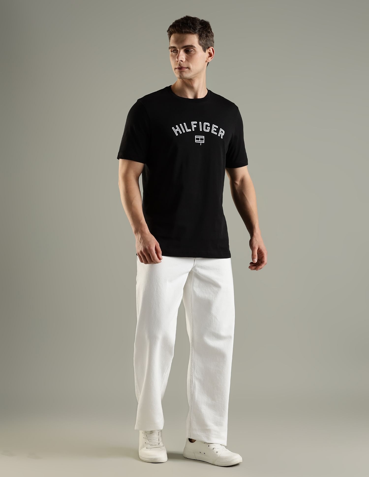 Tommy Hilfiger Embroidered Logo Regular Fit Cotton T-Shirt