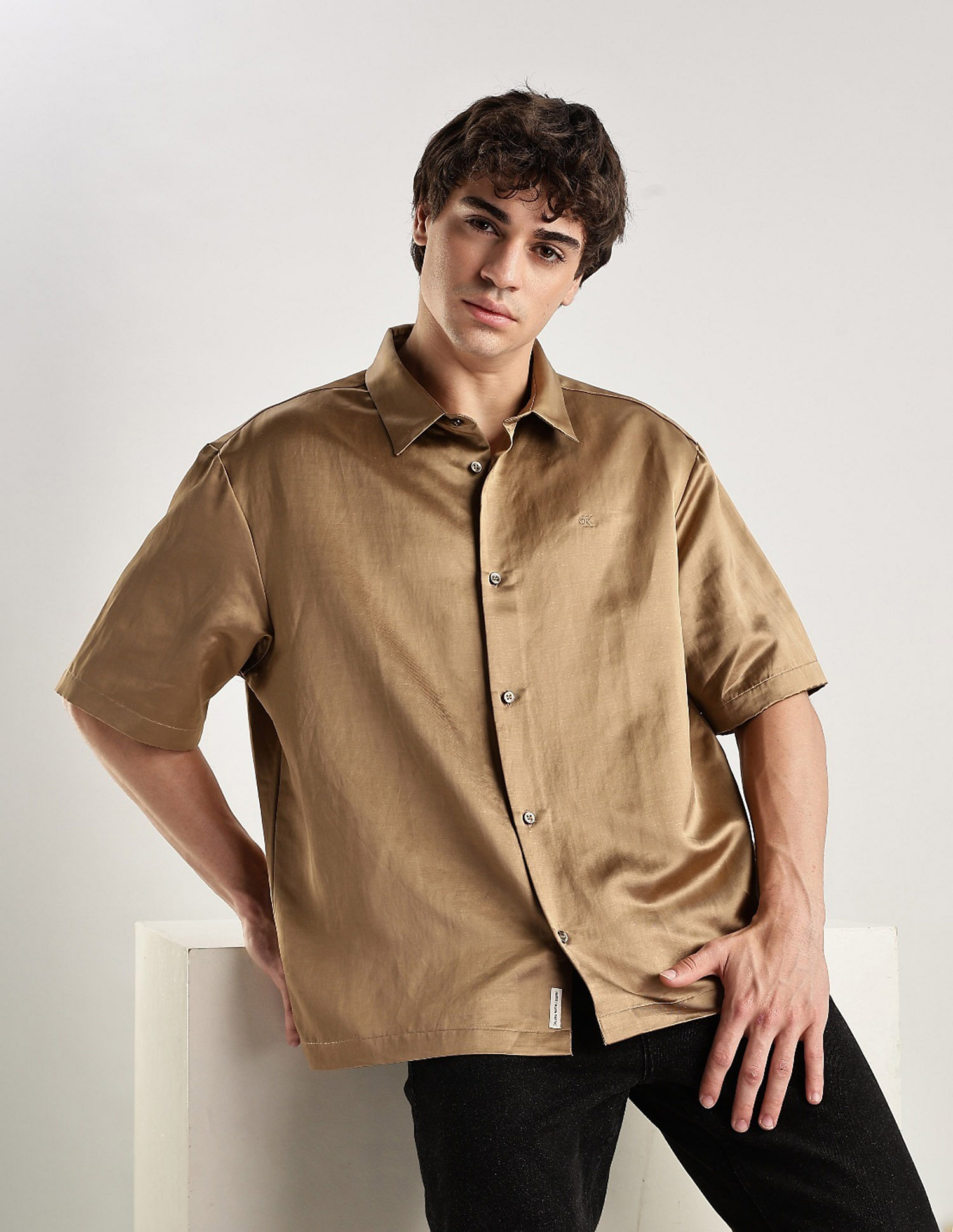 Calvin Klein Jeans Solid Regular Fit Satin Woven Shirt