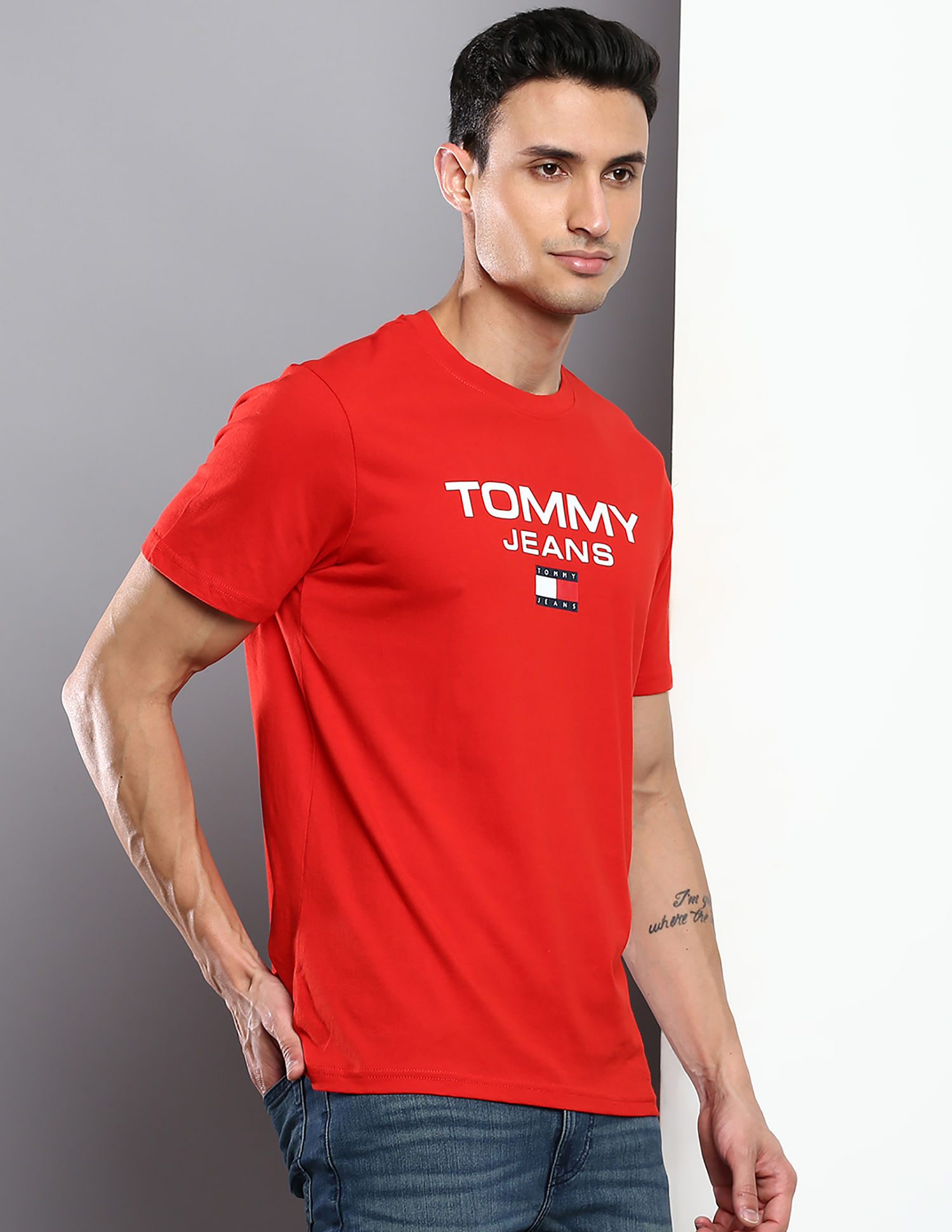 TOMMY HILFIGER T Shirts - Tommy Hilfiger Fashion T Shirt Price Starting  From Rs 2,800/Pc. Find Verified Sellers in Hyderabad - JdMart