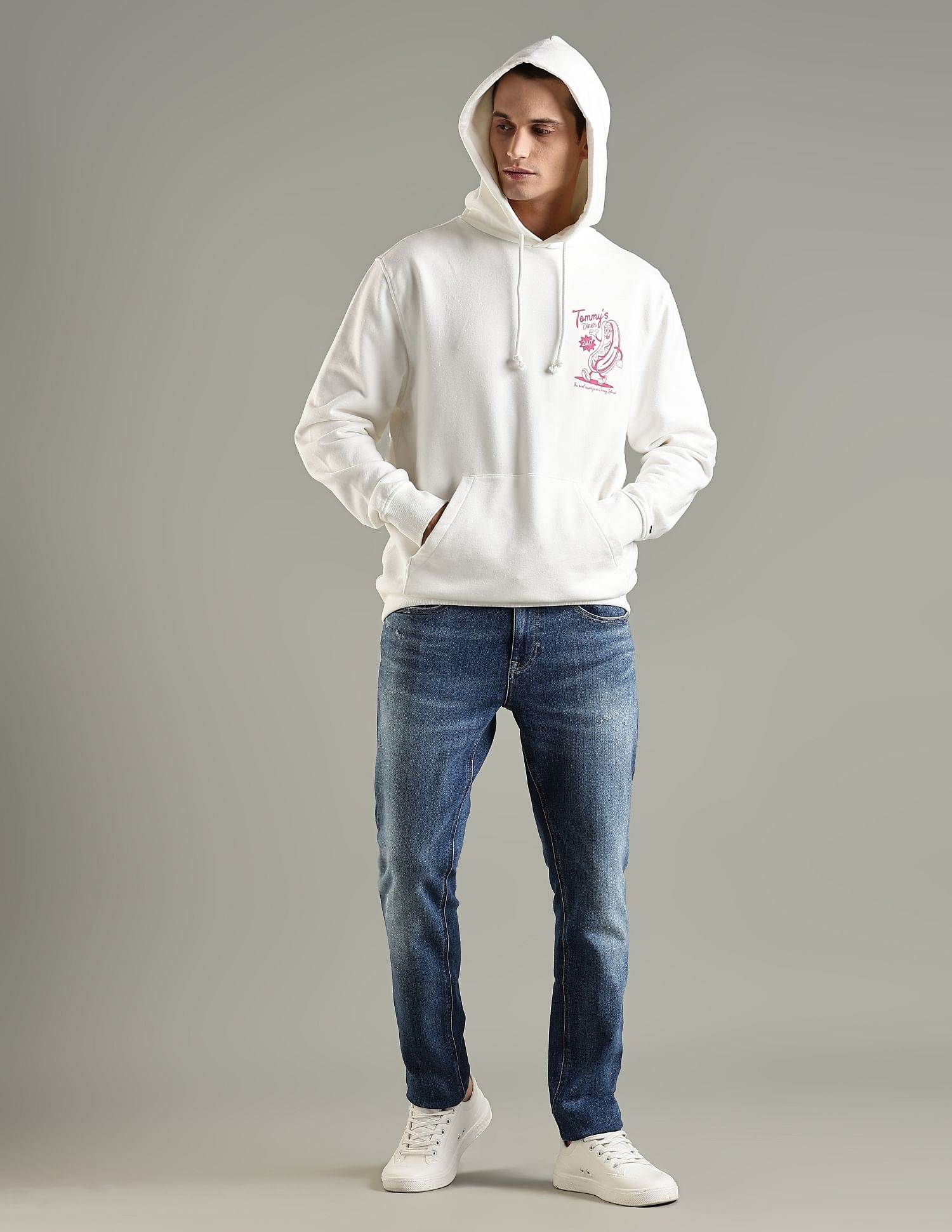 Tommy Hilfiger Graphic Regular Fit Cotton Sweatshirt