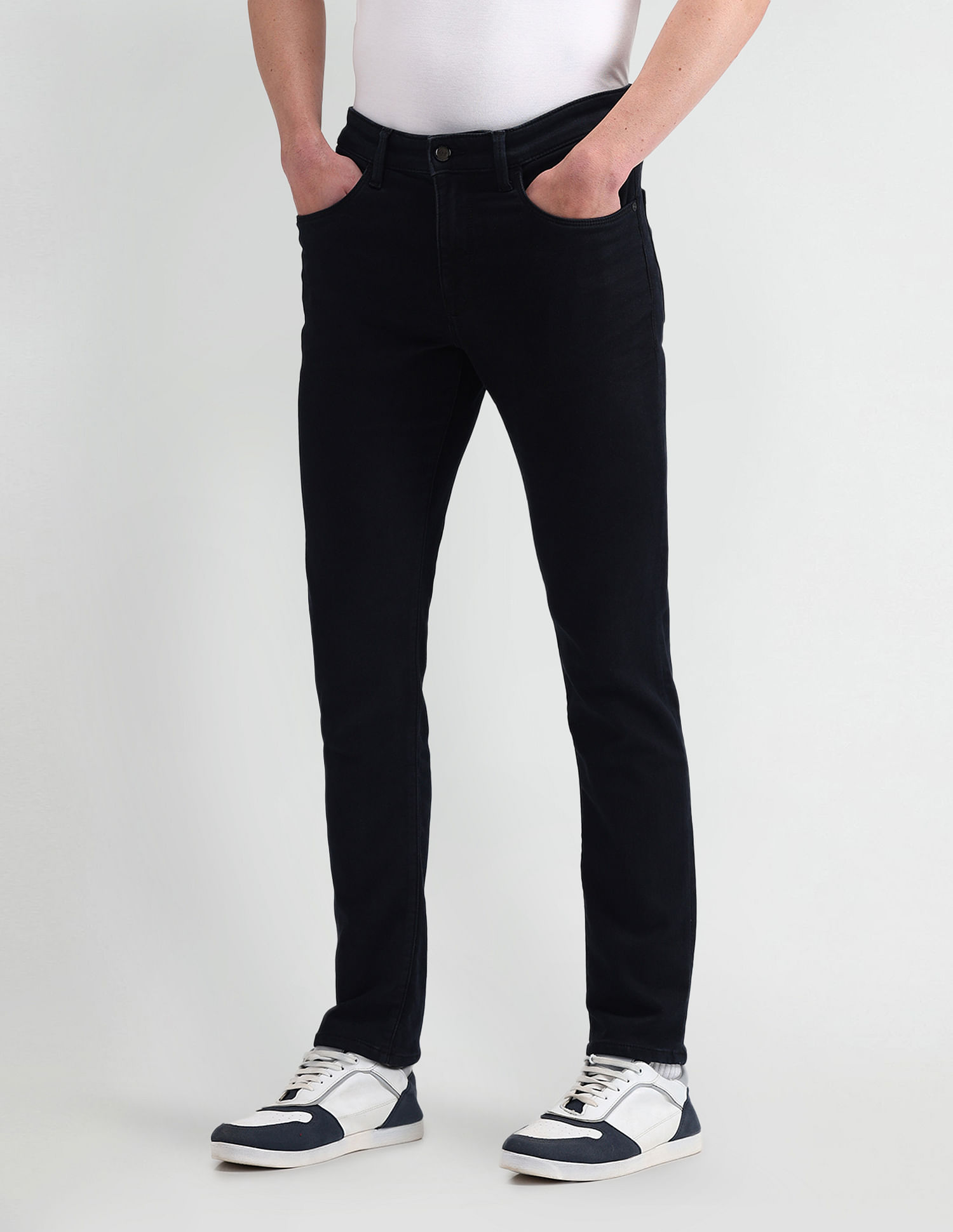 Arrow Sport Jameson Slim Fit Rinsed Jeans
