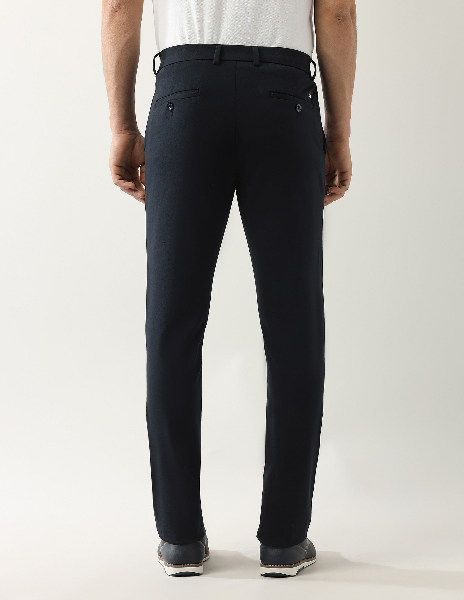 Arrow Sport Solid Mid Rise Autoflex Trousers