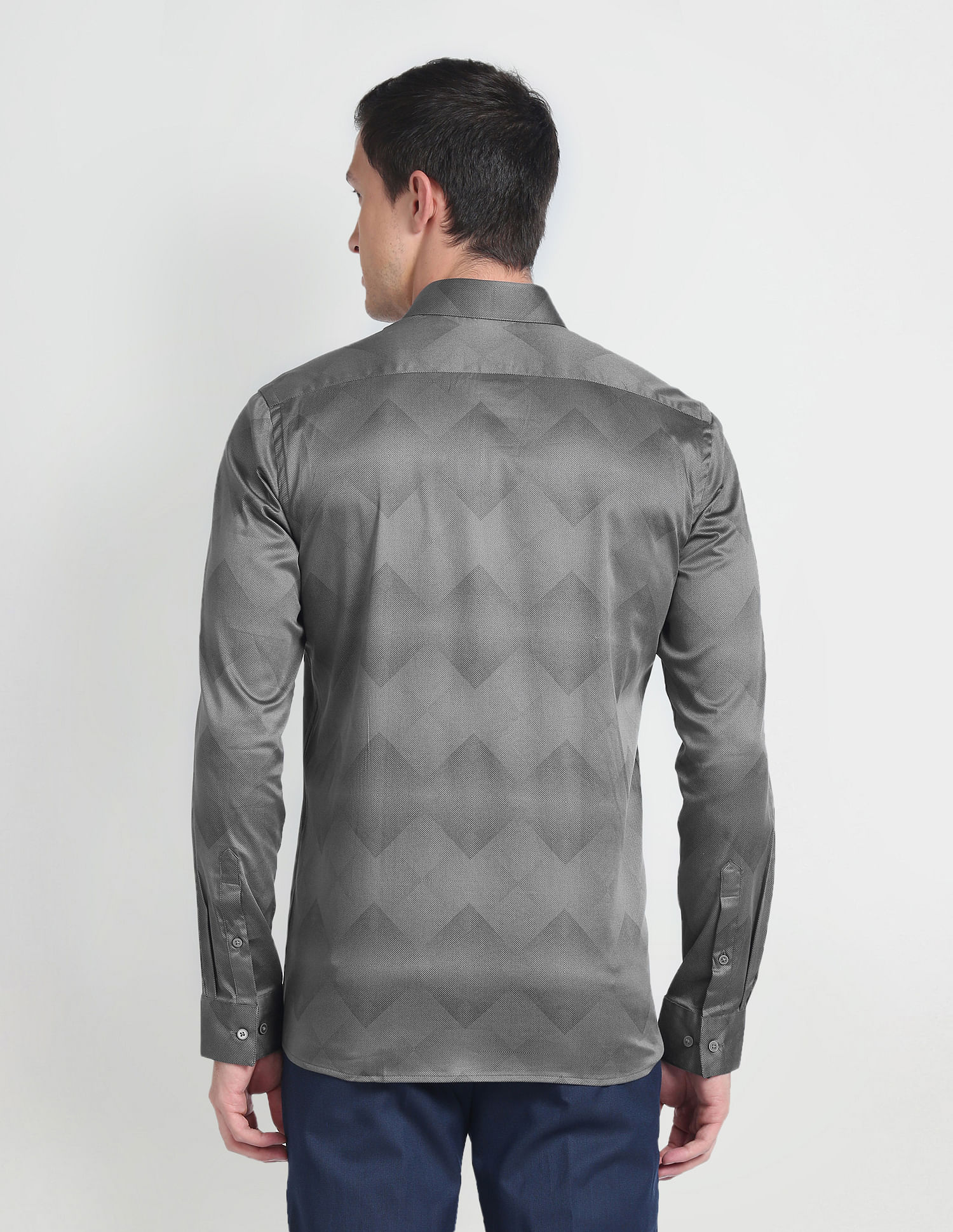 Arrow Newyork Cutaway Collar Geometric Pattern Shirt