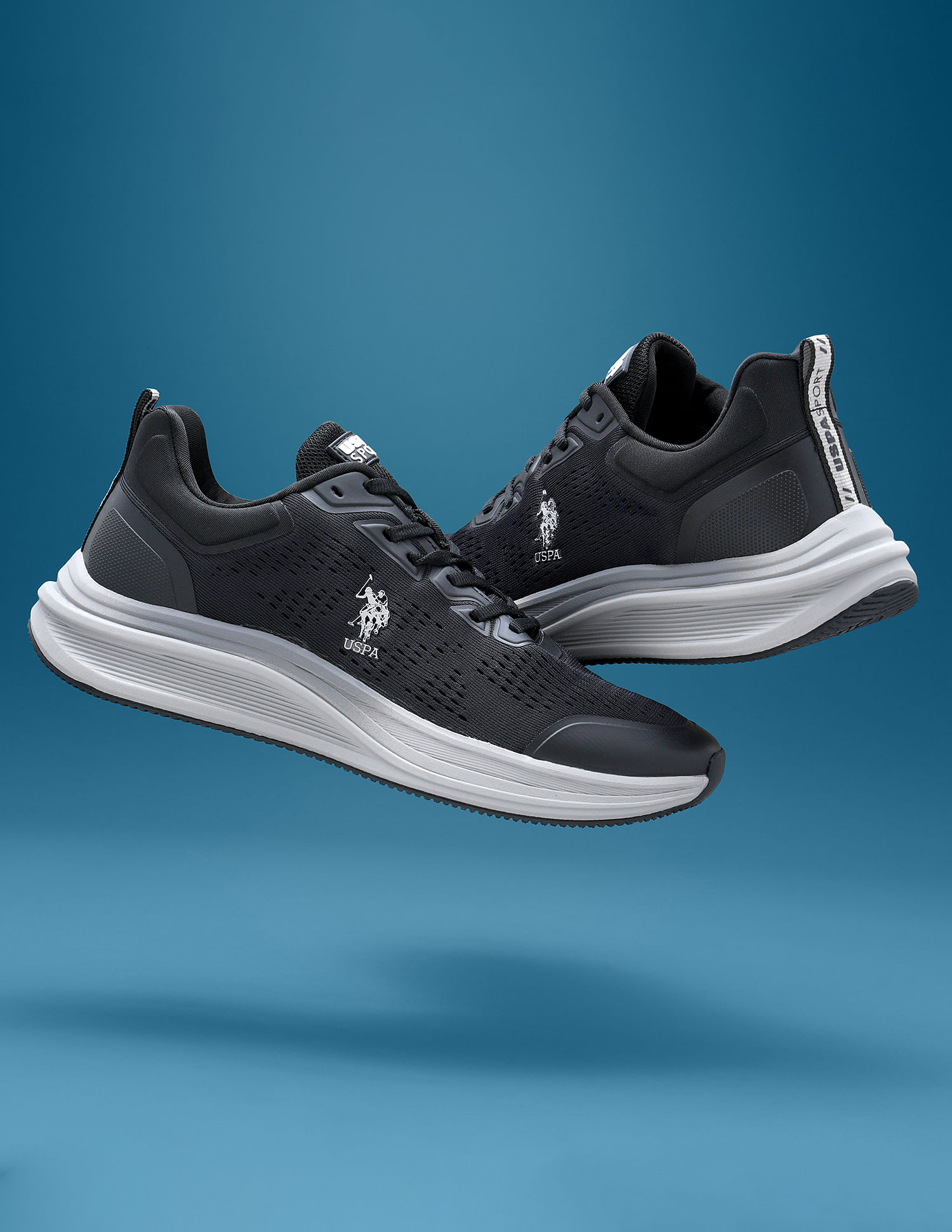 Black polo fashion tennis shoes