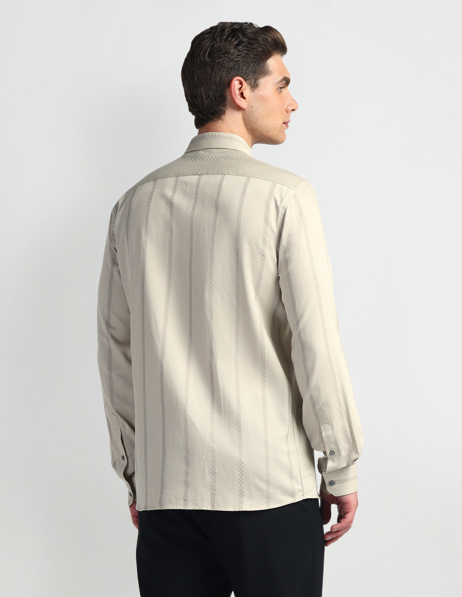 Arrow Newyork Vertical Stripe Slim Fit Shirt