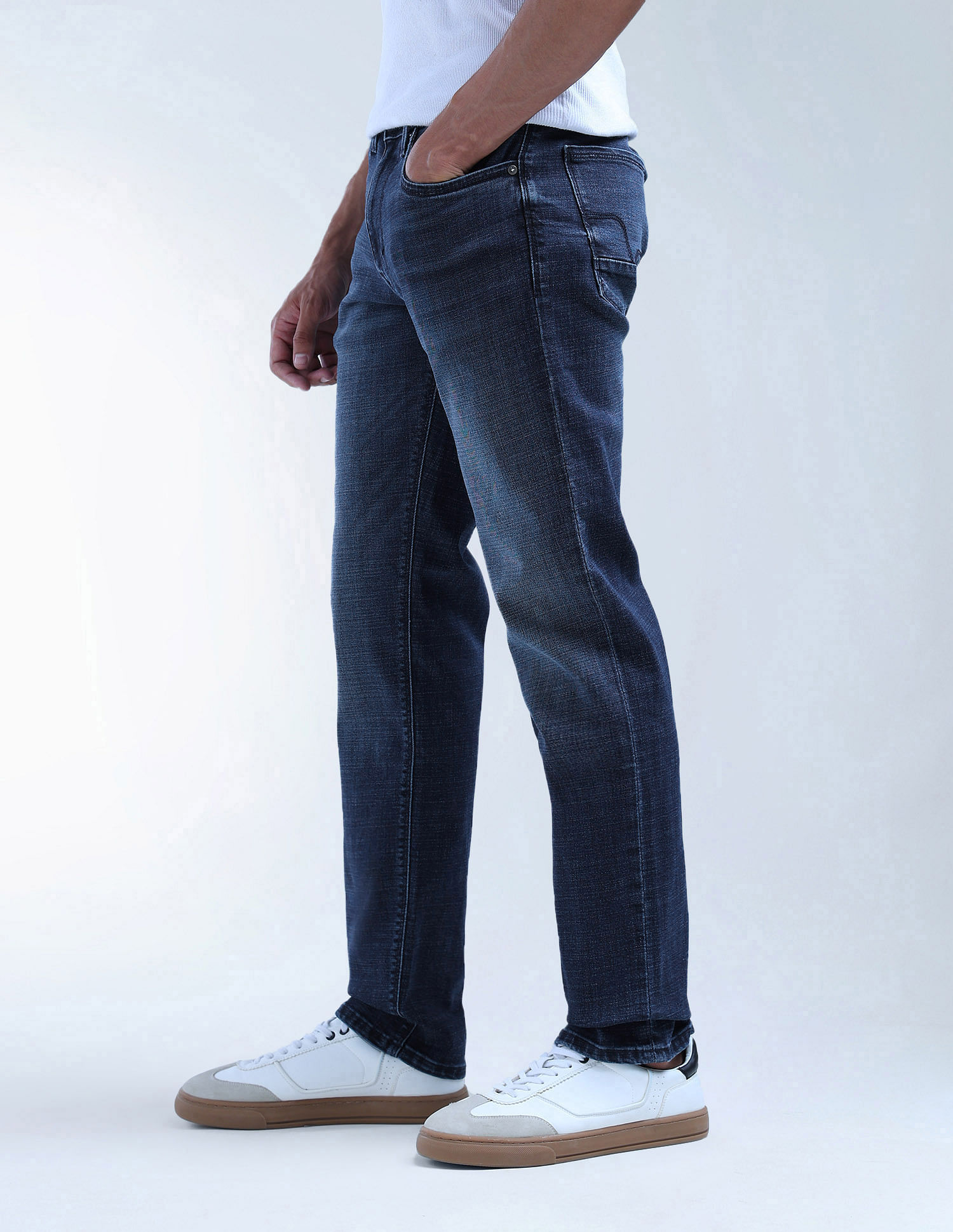 Flying Machine Freddie Slim Straight Fit Style Denim Jeans