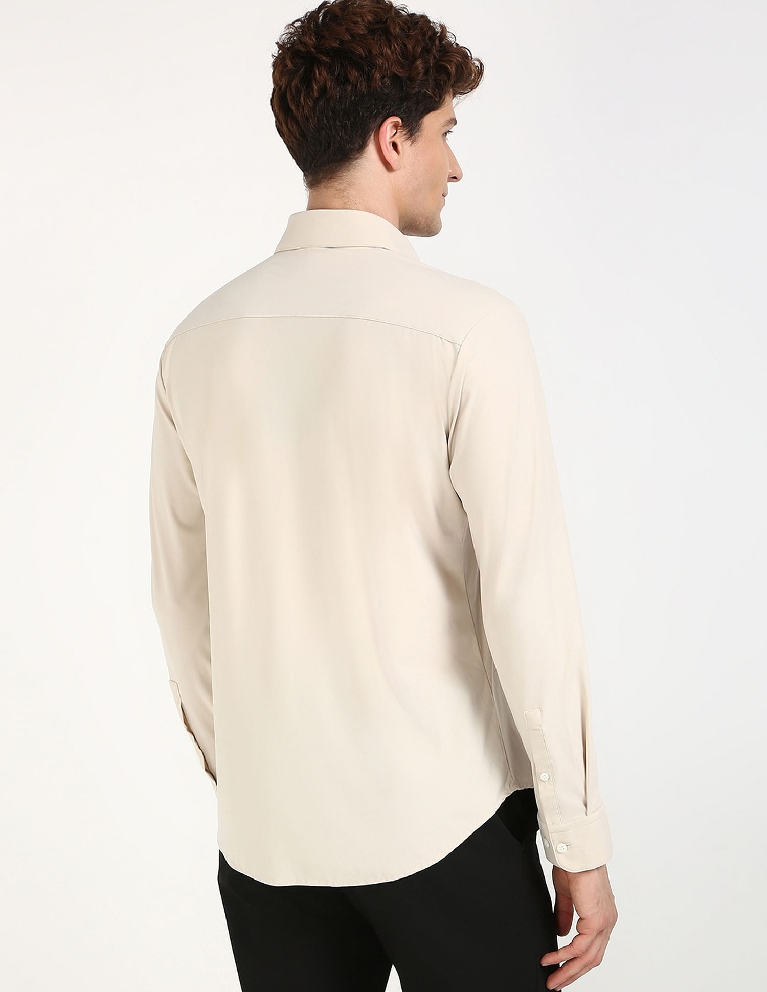 Calvin Klein Jeans Solid Slim-Fit Knit Shirt