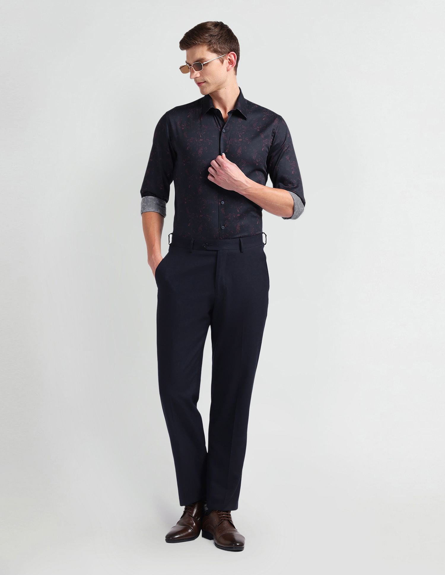 Arrow Newyork Manhattan Slim Fit Floral Print Shirt