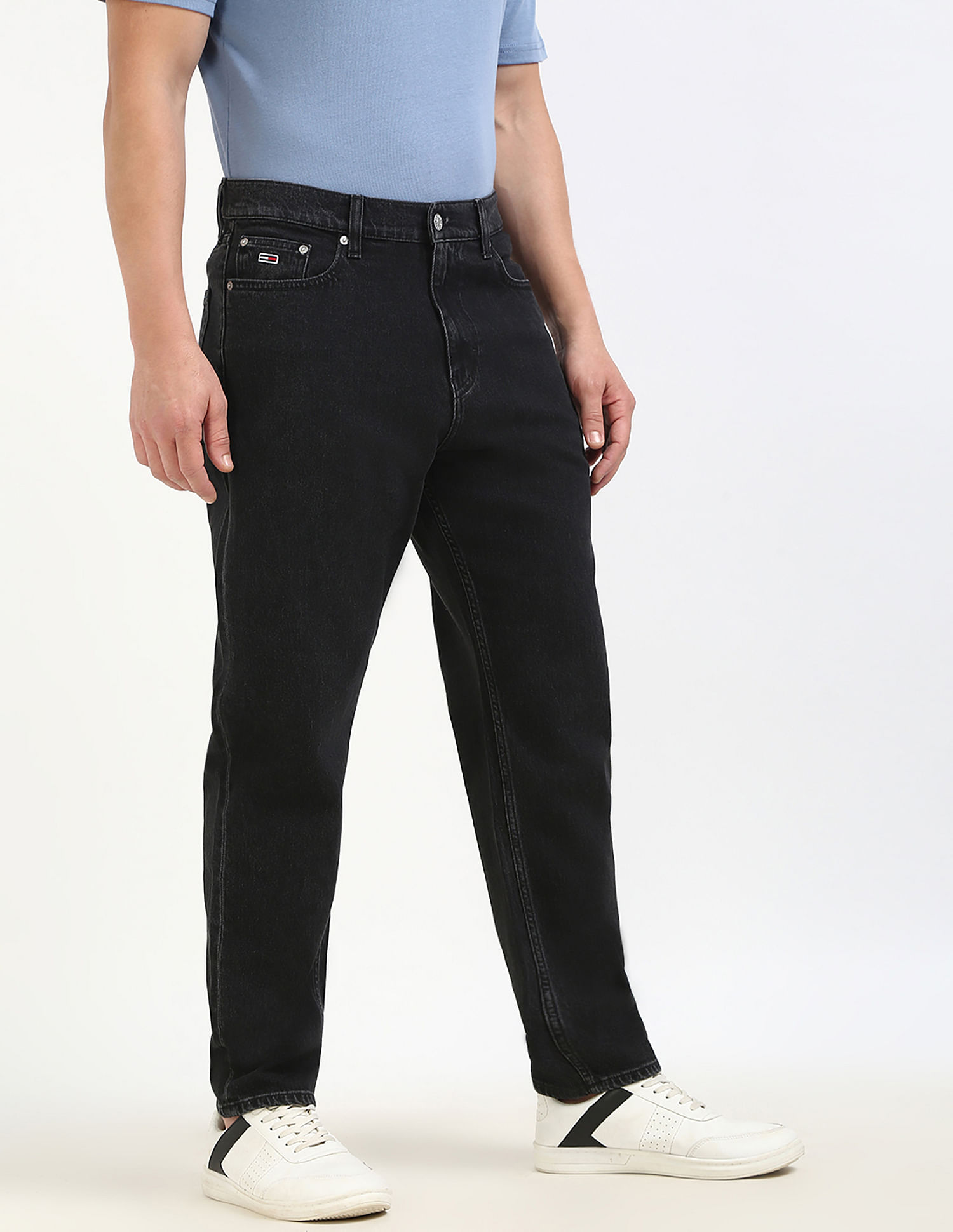Tommy Hilfiger Rinse-Wash Relaxed-Fit Mid Rise Jeans