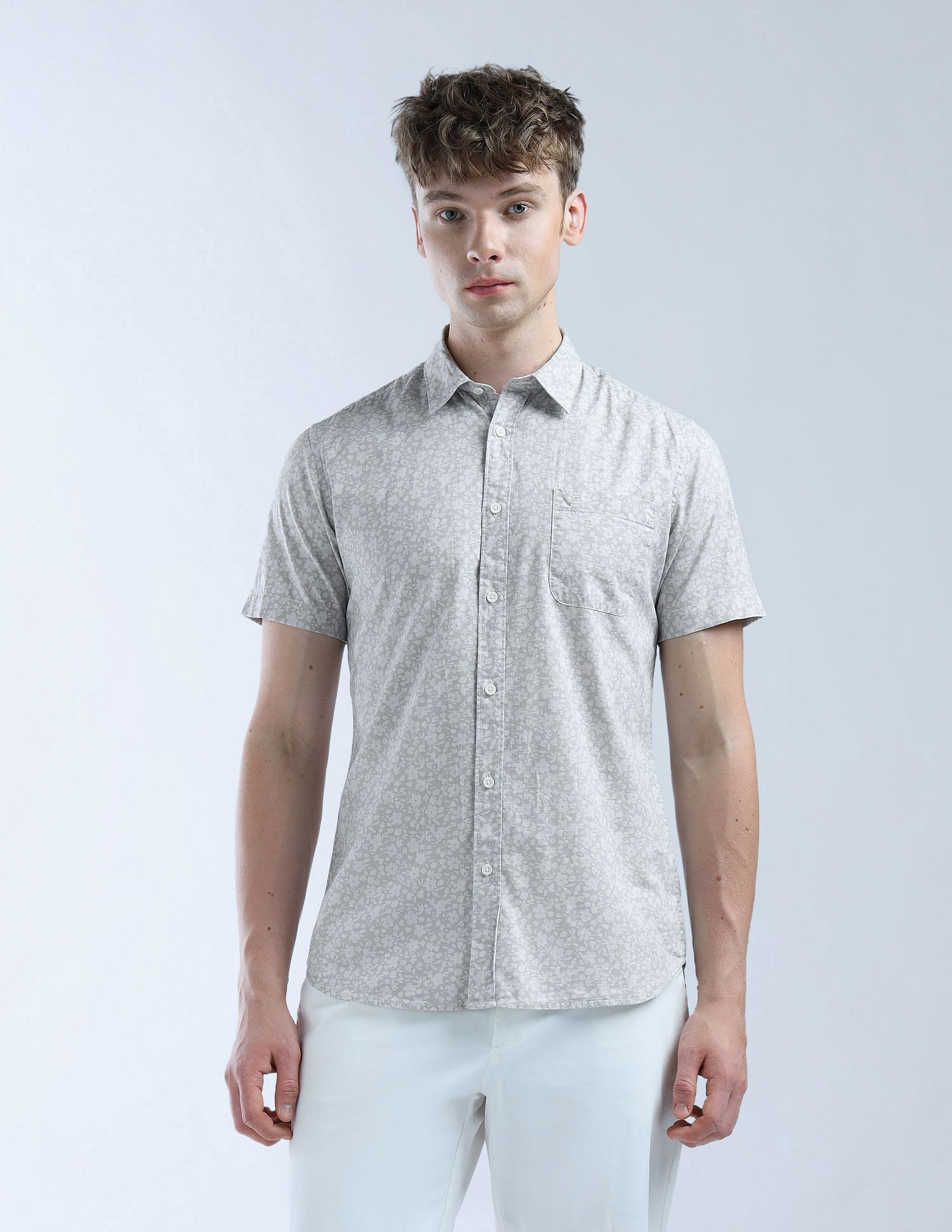 Flying Machine Floral Printed Cotton Essentials Shirt