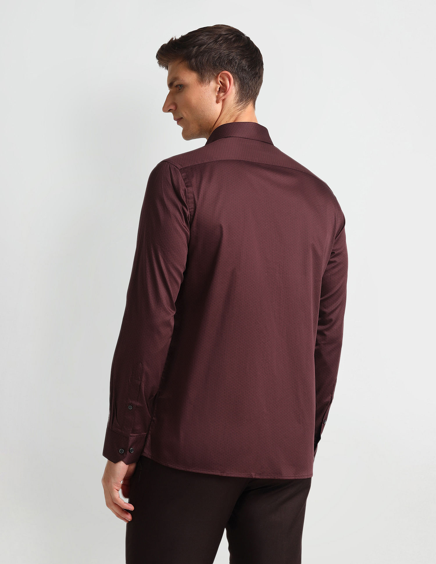 Arrow Manhattan Slim Fit Cotton Shirt