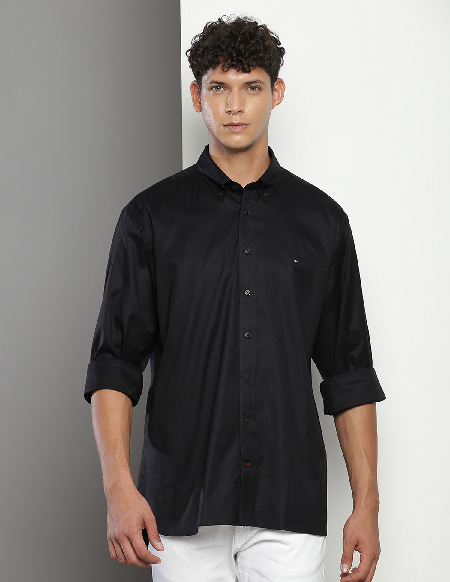 Tommy Hilfiger Button Down Collar Solid Shirt