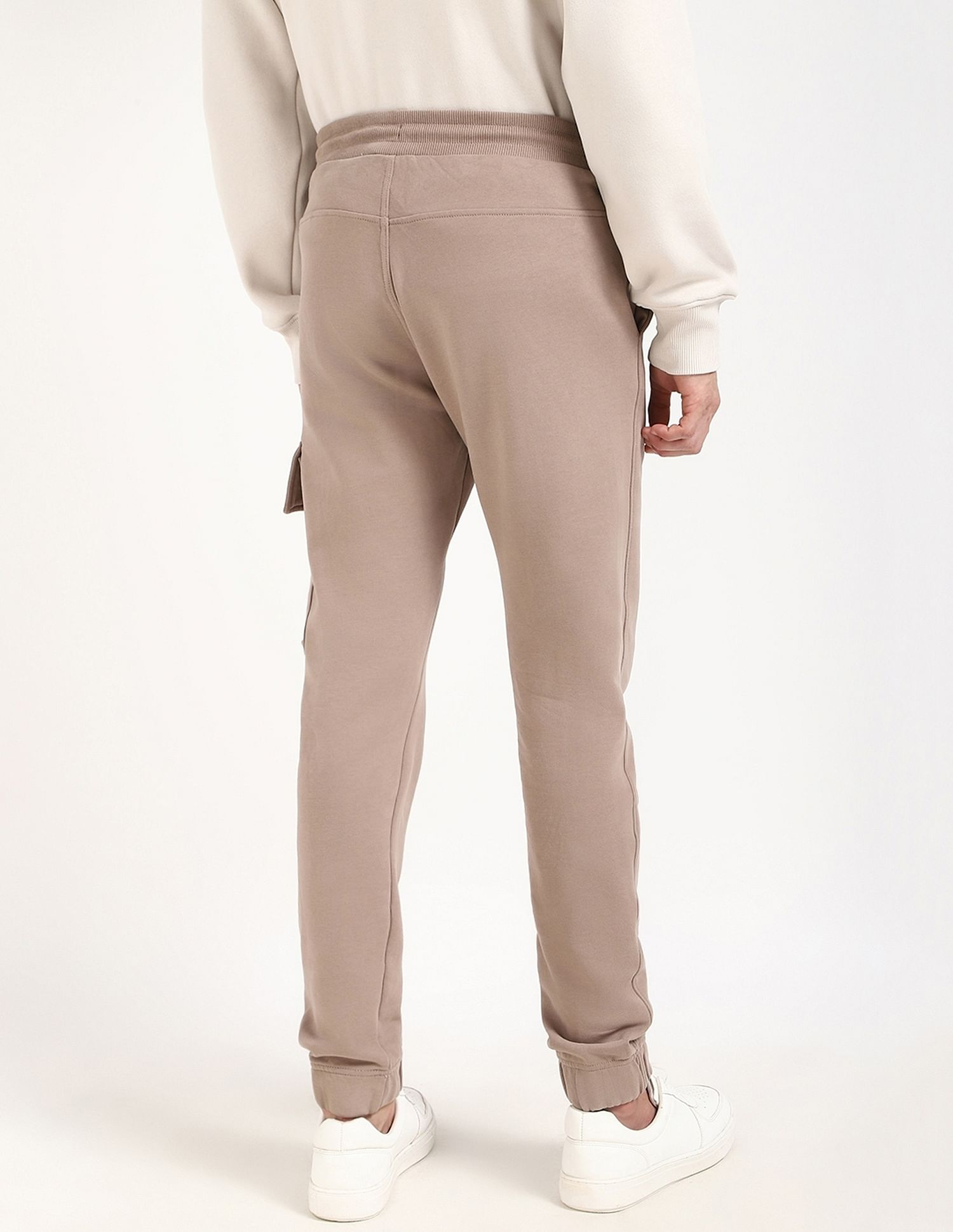 Calvin Klein Jeans Slim-Fit Solid Mid Rise Trouser