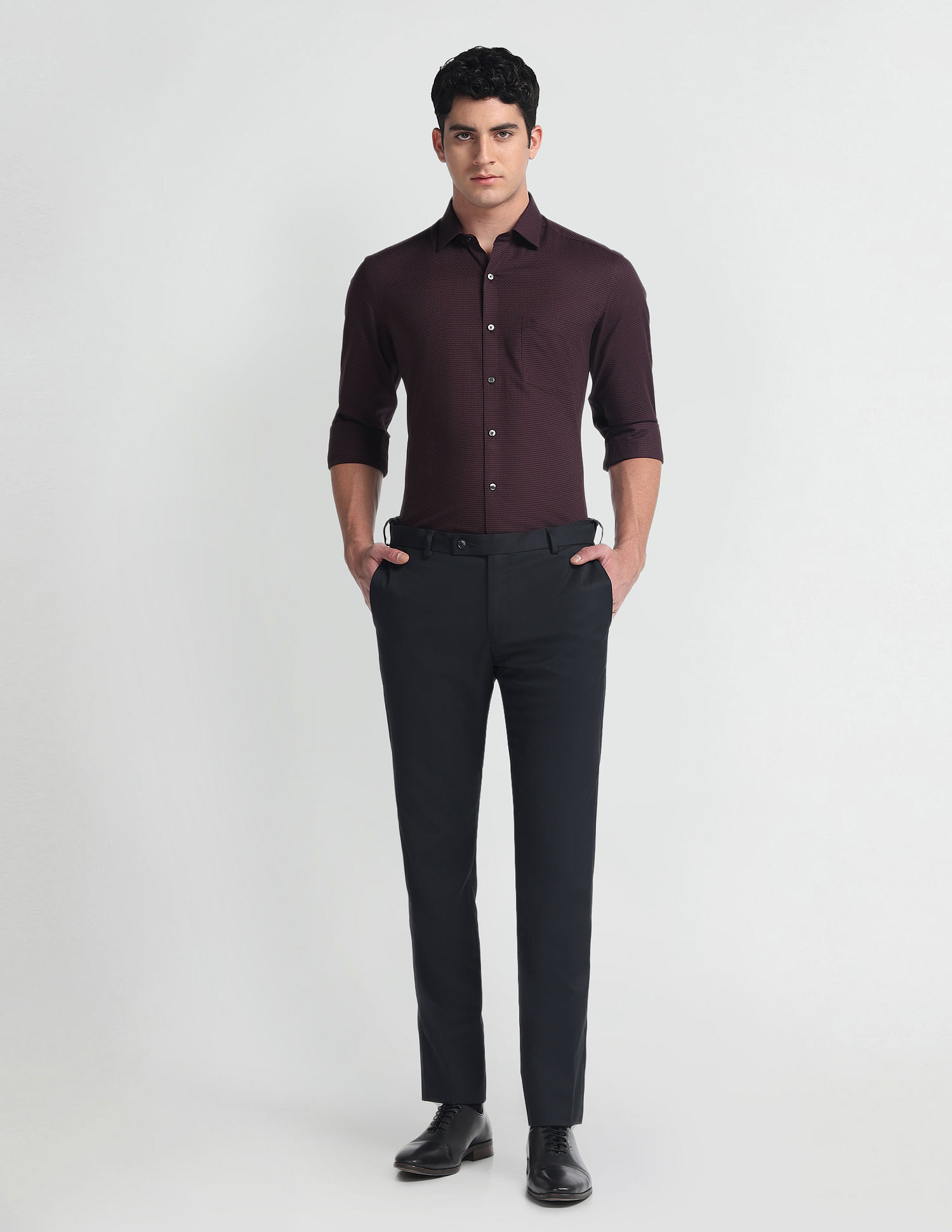Arrow Pure Cotton Manhattan Slim Shirt