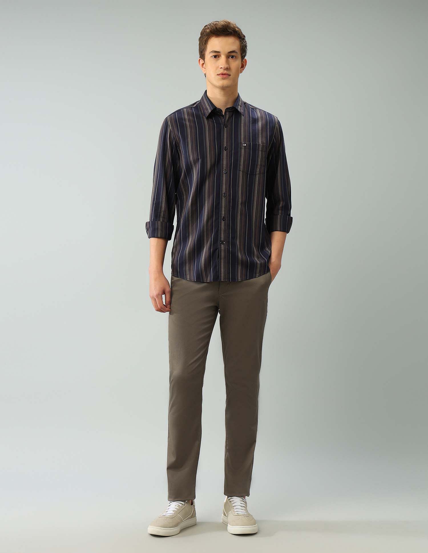 Arrow Sport Manhattan Slim Fit Vertical Striped Shirt