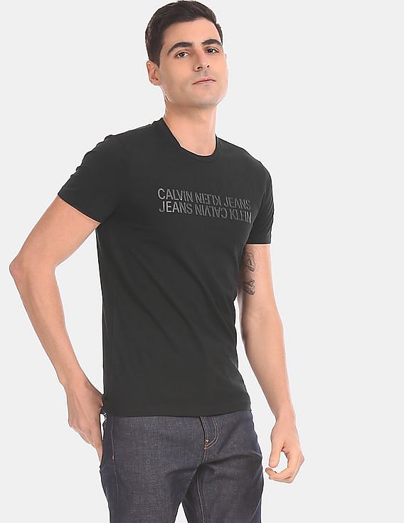 Buy Calvin Klein Jeans Short Sleeve Logo T-Shirt - NNNOW.com