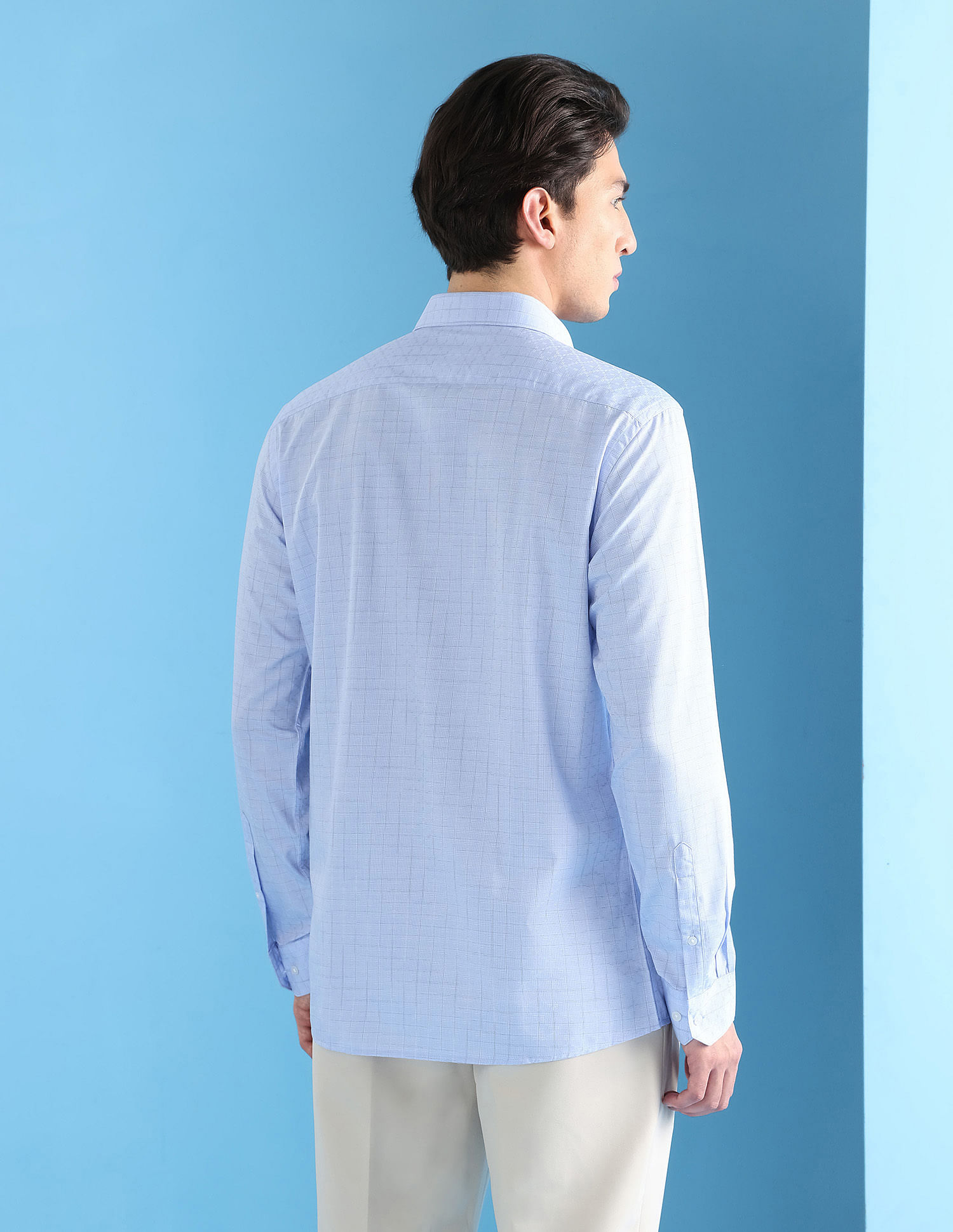 Arrow Liberty Classic Fit Dobby Velocity Shirt
