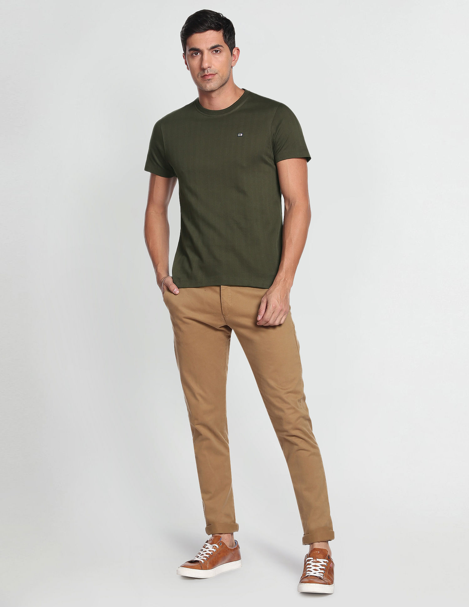 What Color Shirt Goes With Khaki Pants Foolproof Guide For Men