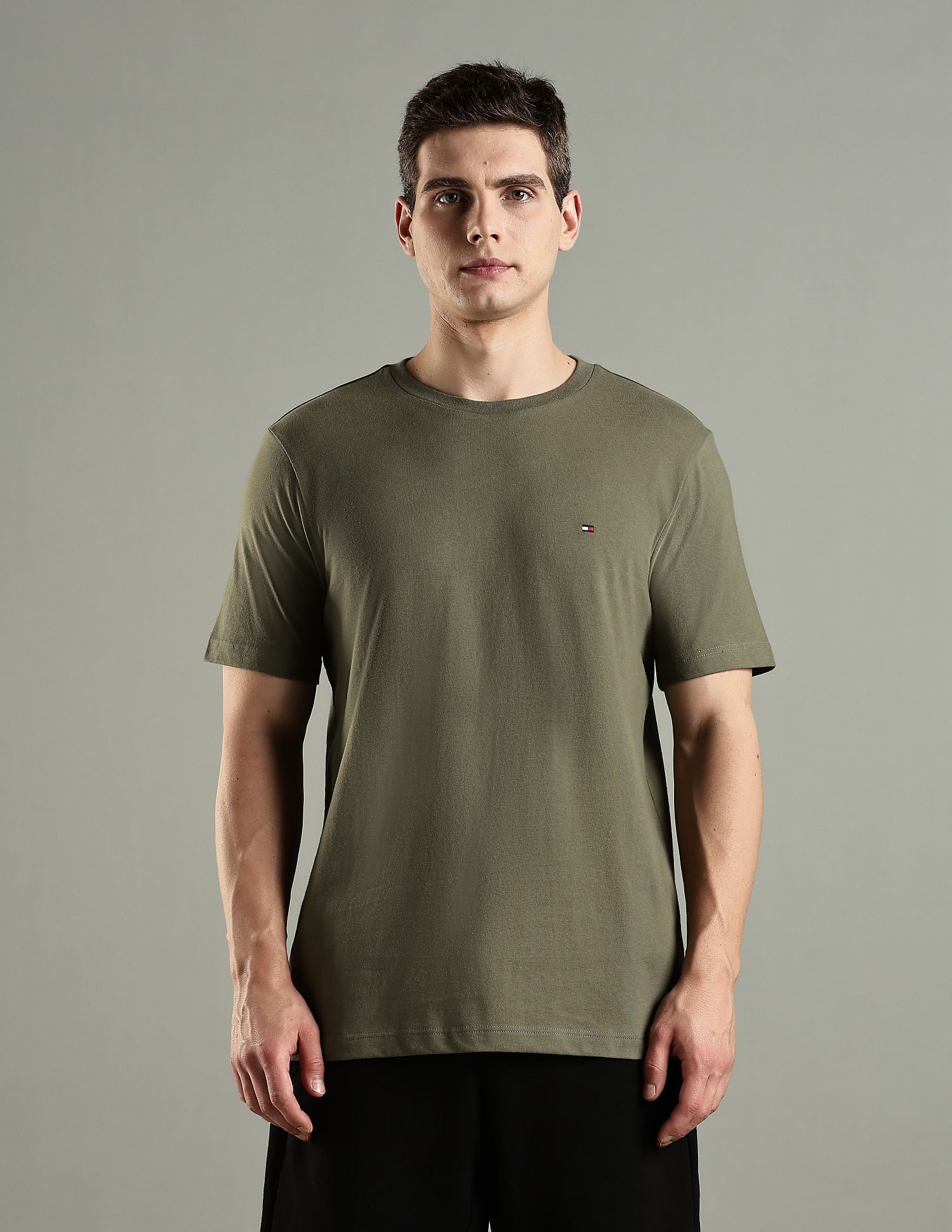 Tommy Hilfiger Solid Regular Fit Cotton T-Shirt