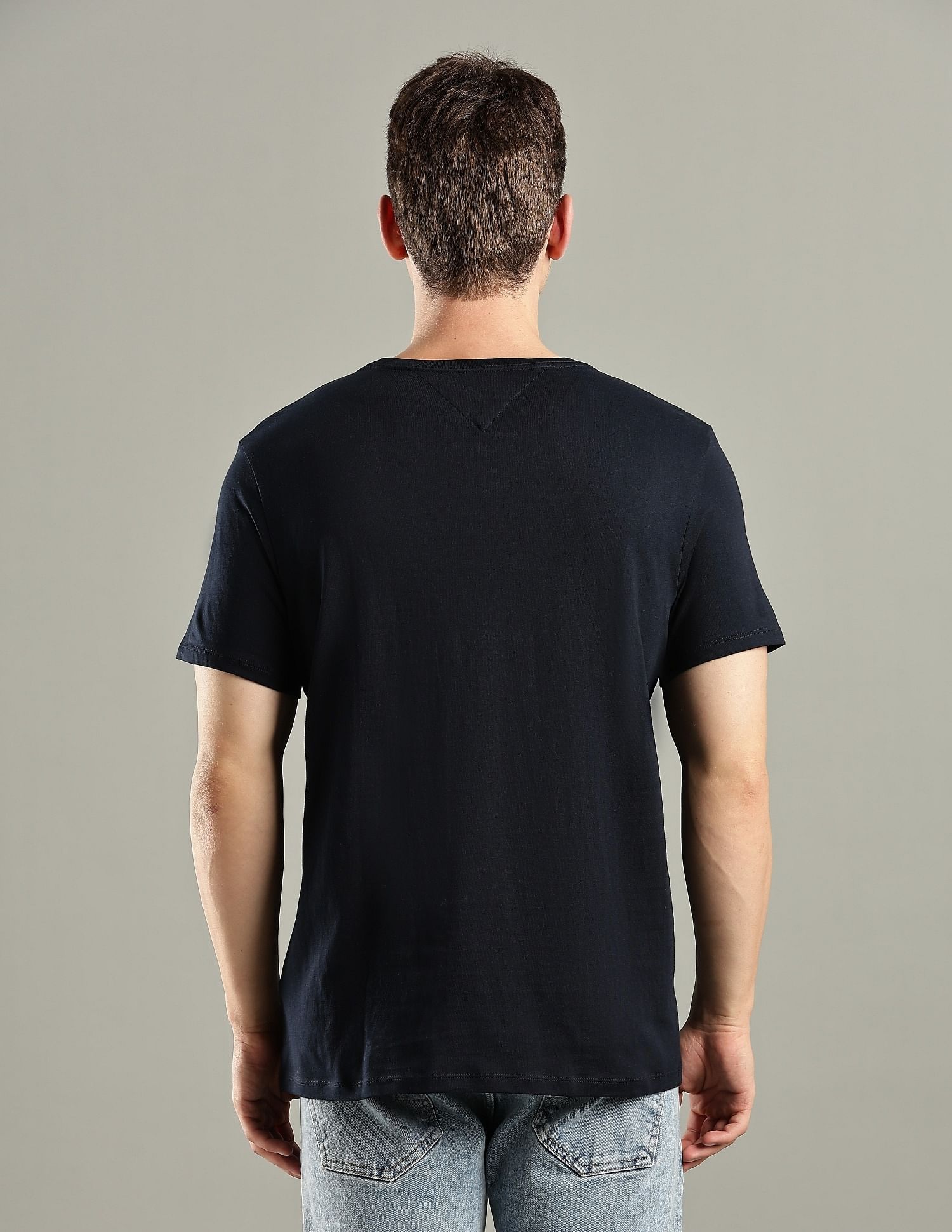 Tommy Hilfiger Logo Regular-Fit Cotton T-Shirt