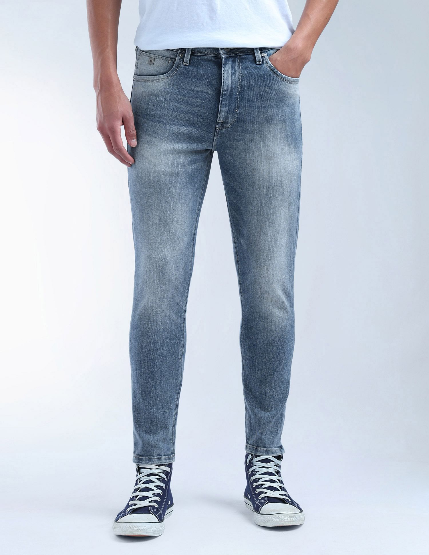 Flying Machine Mankle Relaxed Tapered Fit Style Denim Jeans