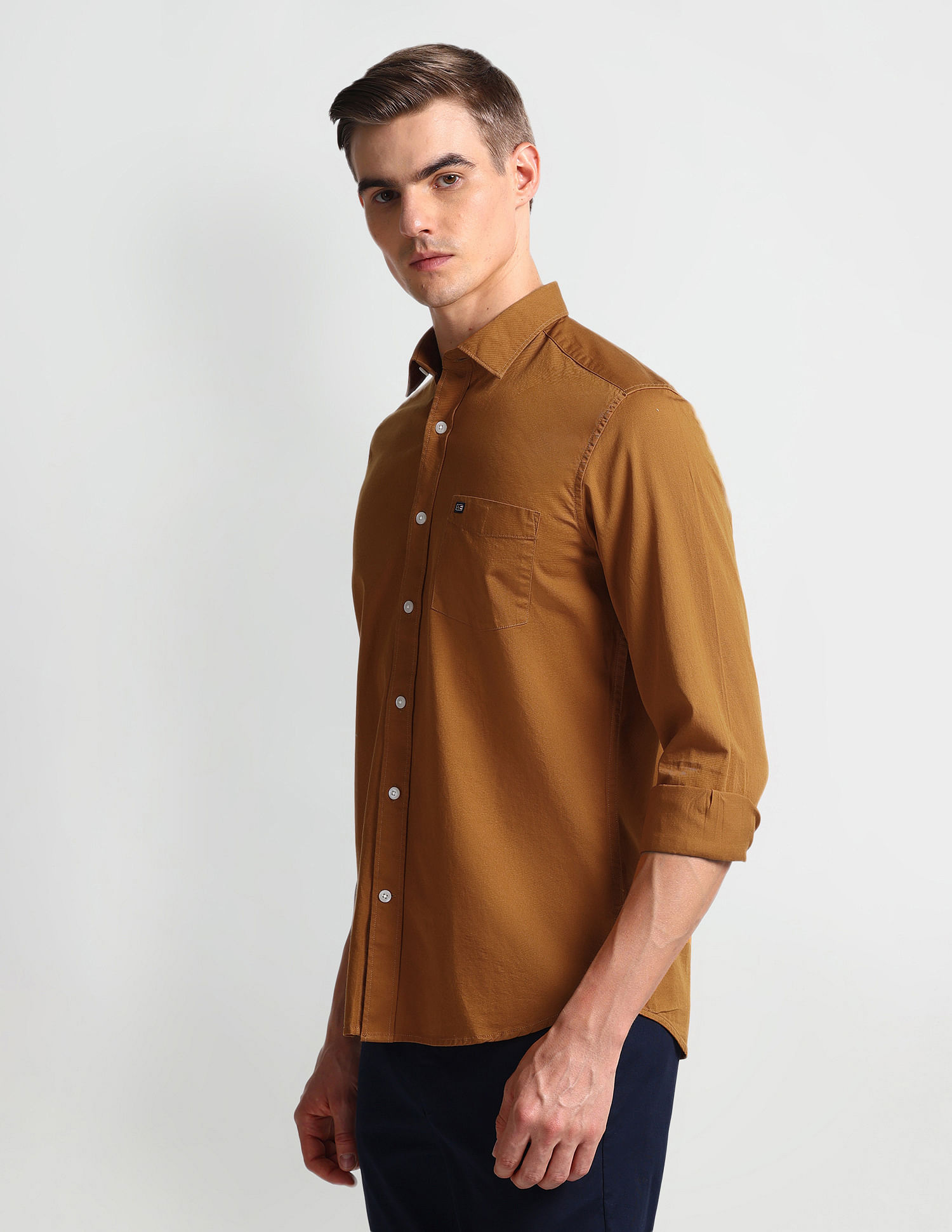 Arrow Sports Manhattan Slim Fit Solid Shirt