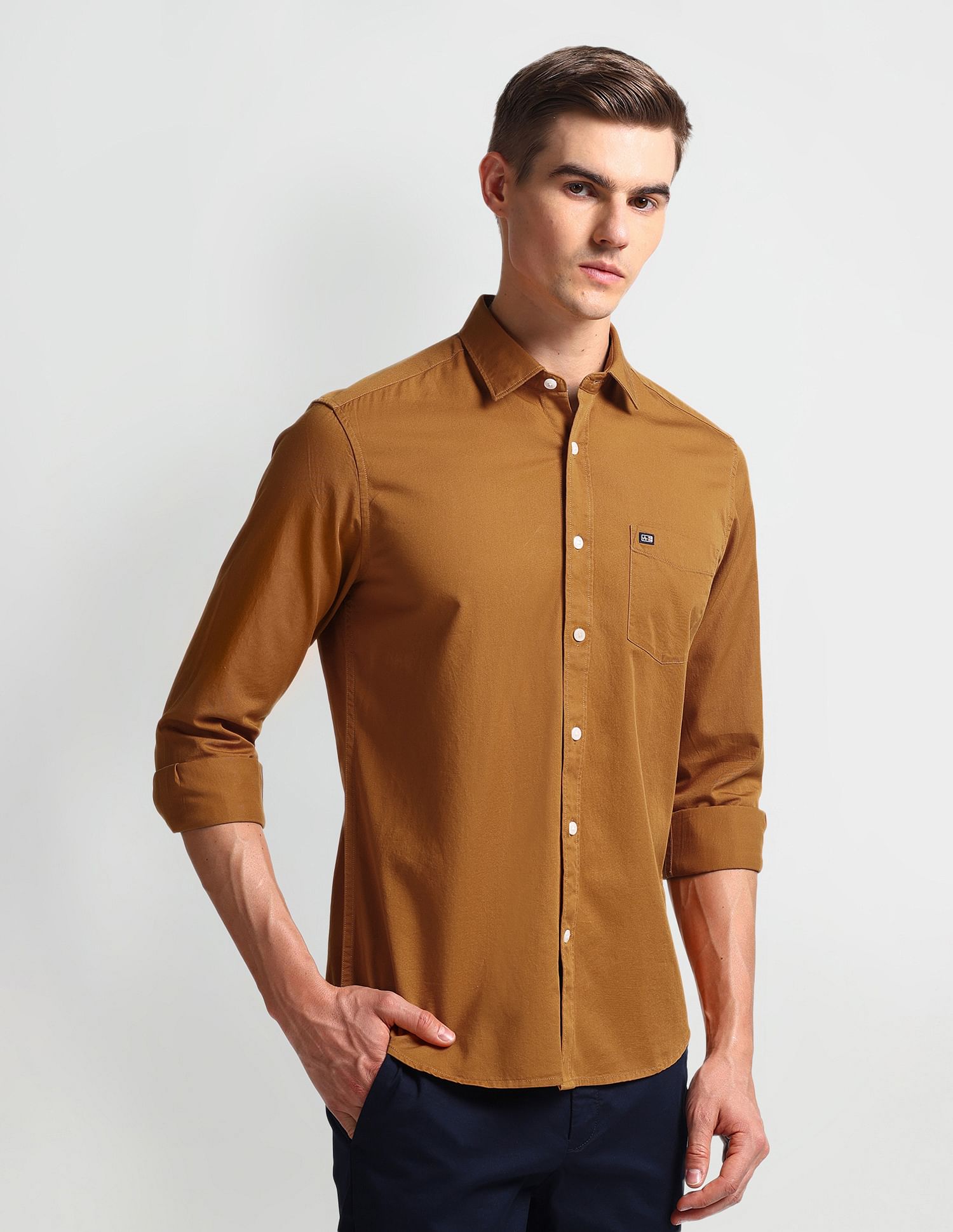 Arrow Sports Manhattan Slim Fit Solid Shirt