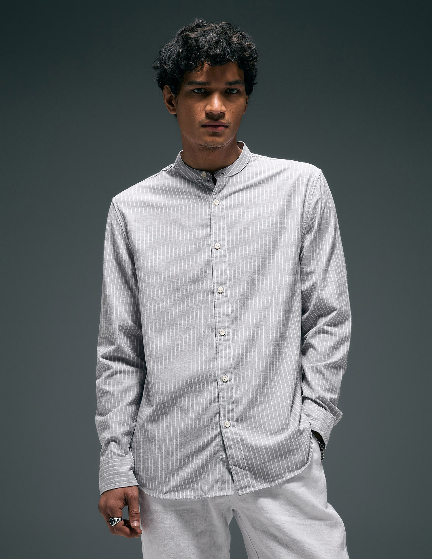 Flying Machine Vertical Striped Regular Fit Shirt