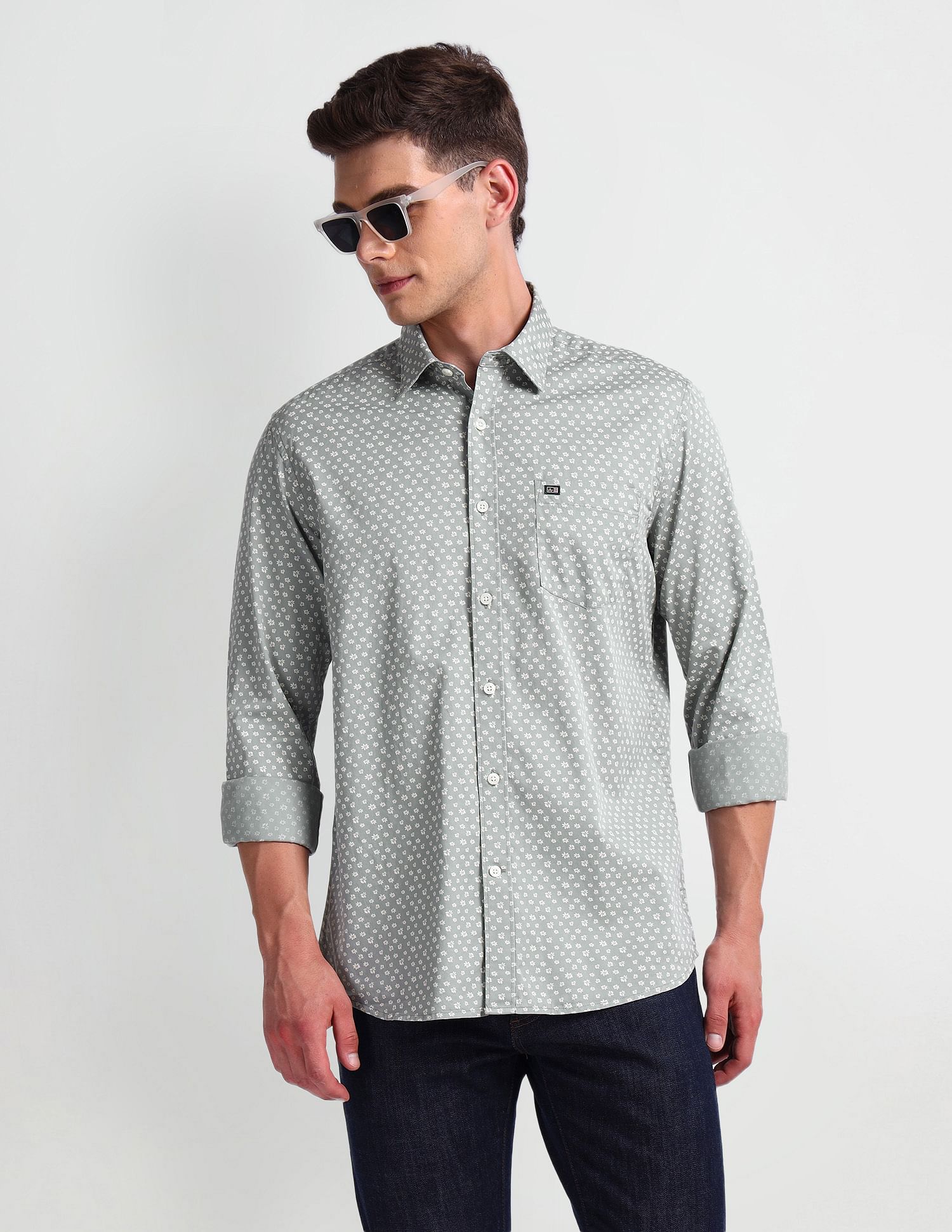 Arrow Sports Manhattan Slim Fit Cotton Shirt
