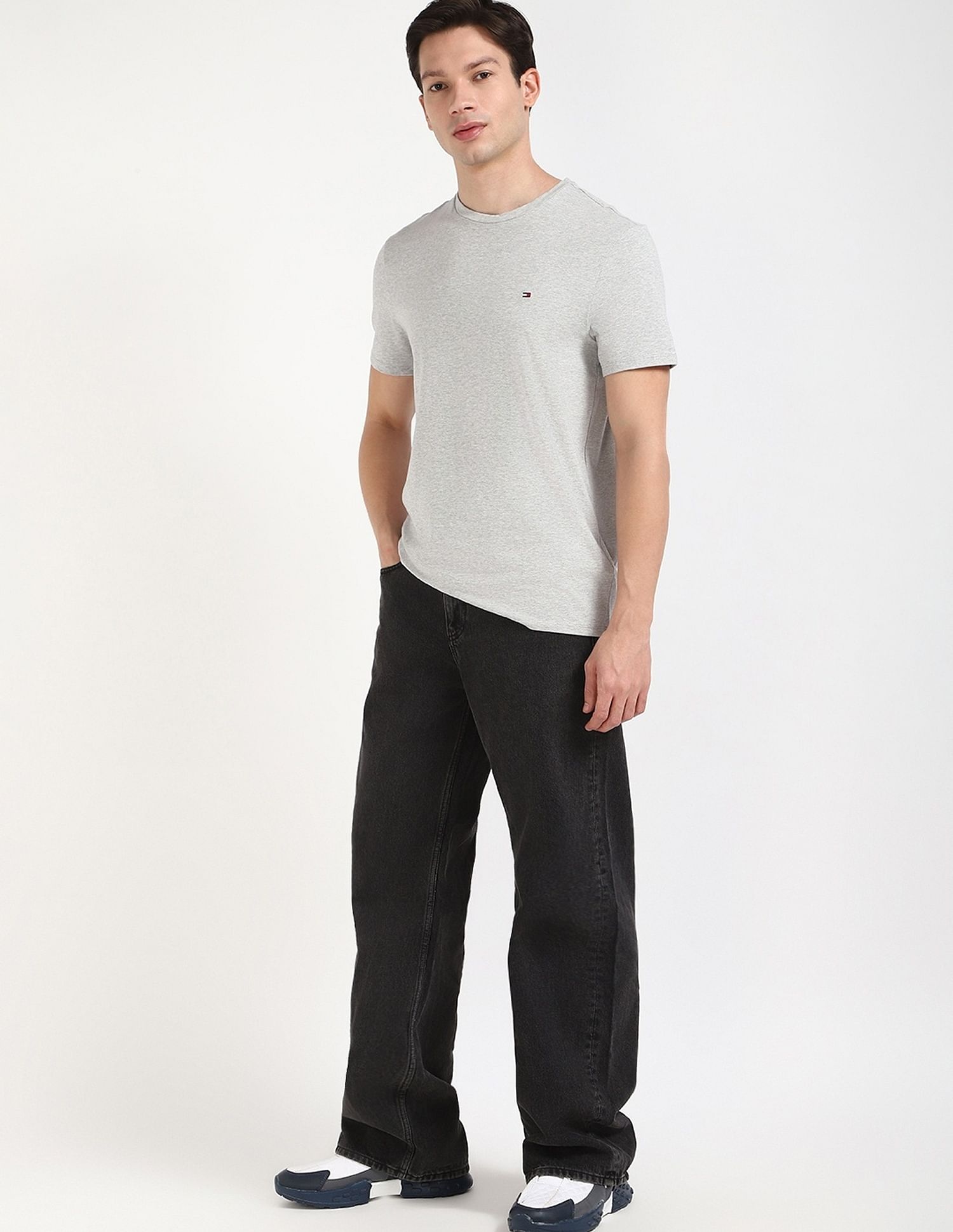 Tommy Hilfiger Printed Regular-Fit Cotton T-Shirt