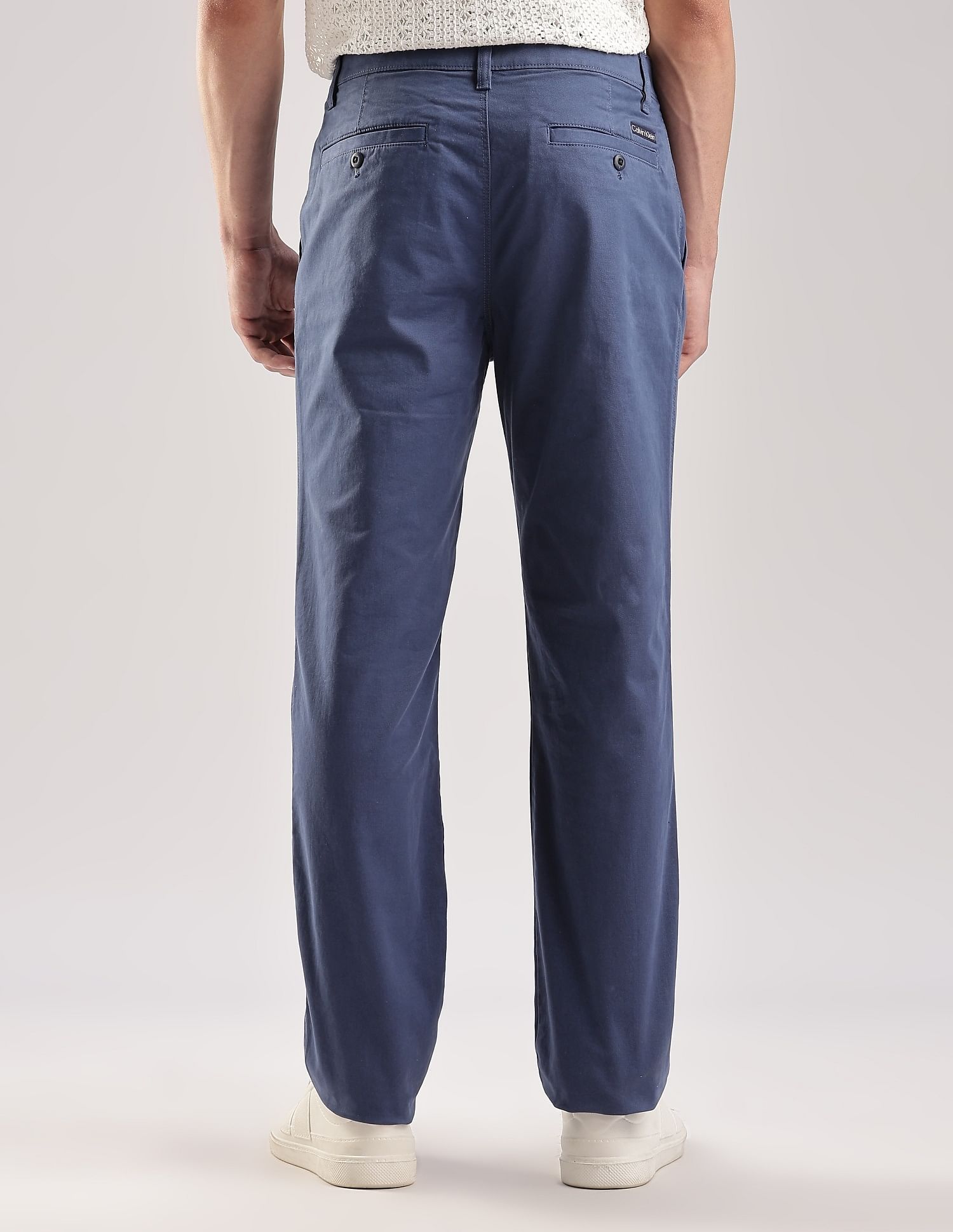 Calvin Klein Jeans Relaxed-Fit Solid Mid Rise Trousers