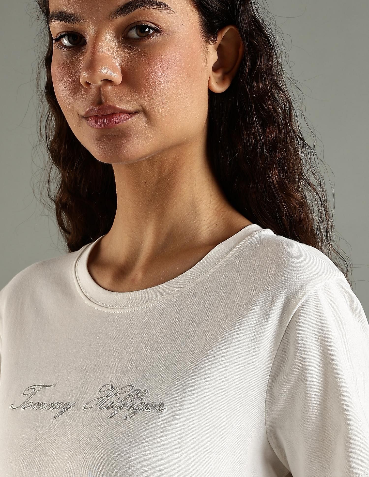 Tommy Hilfiger Embroidered Logo Regular Fit Cotton T-Shirt