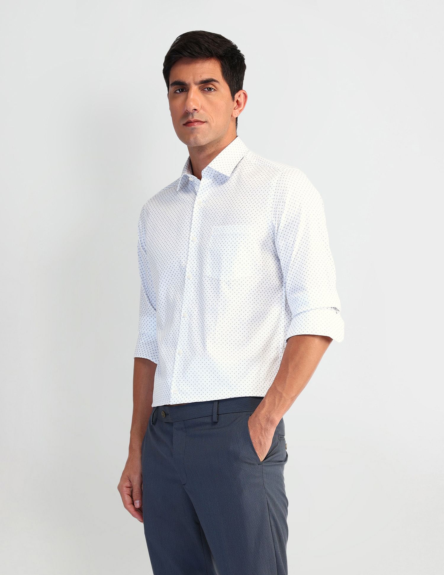 Arrow Geometric Printed Manhattan Slim Fit Shirt