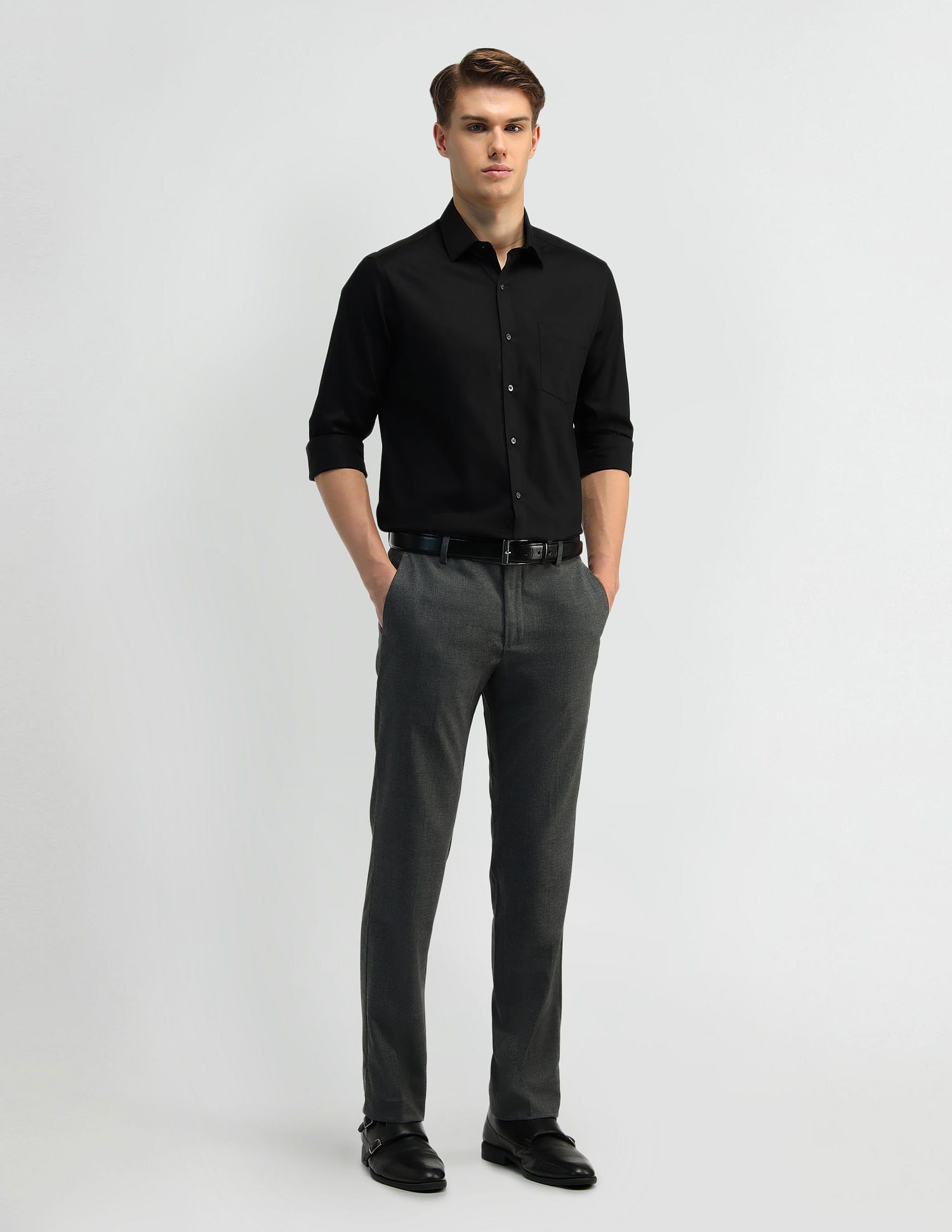 Arrow Cutaway Collar Dobby Shirt