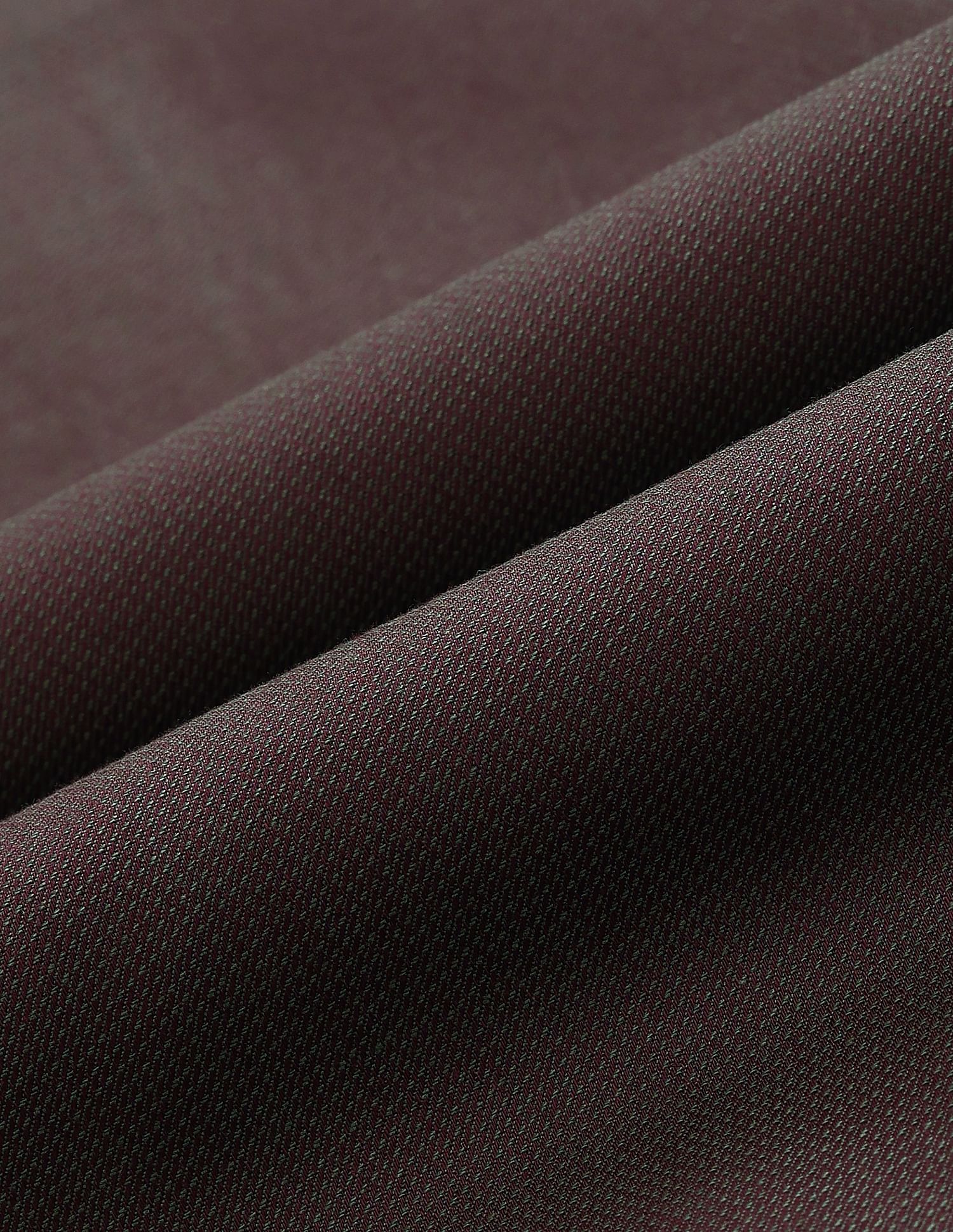 Arrow Manhattan Slim Fit Textured Shirt