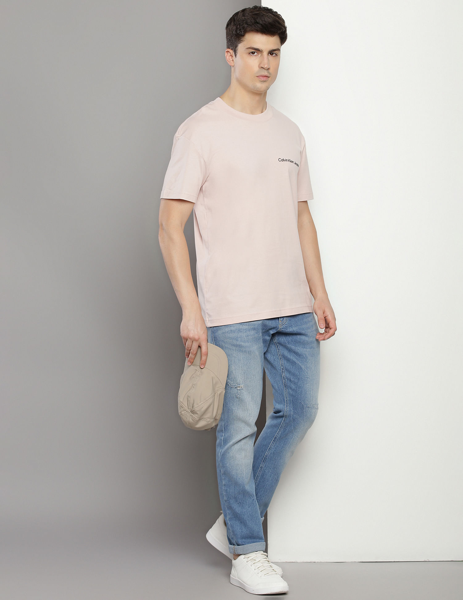 Calvin Klein Jeans Solid Institutional Logo T-Shirt