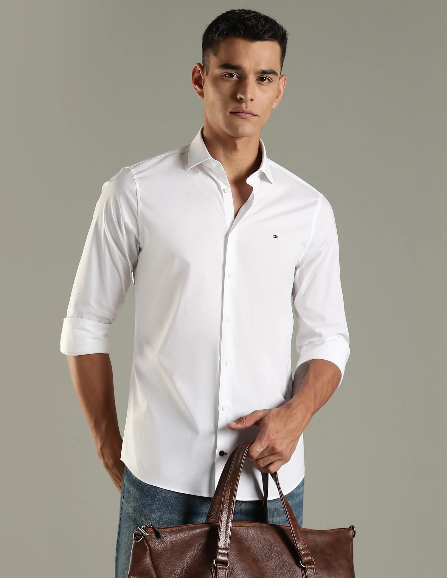 Buy Tommy Hilfiger Solid Slim Fit Cotton Shirt - NNNOW.com