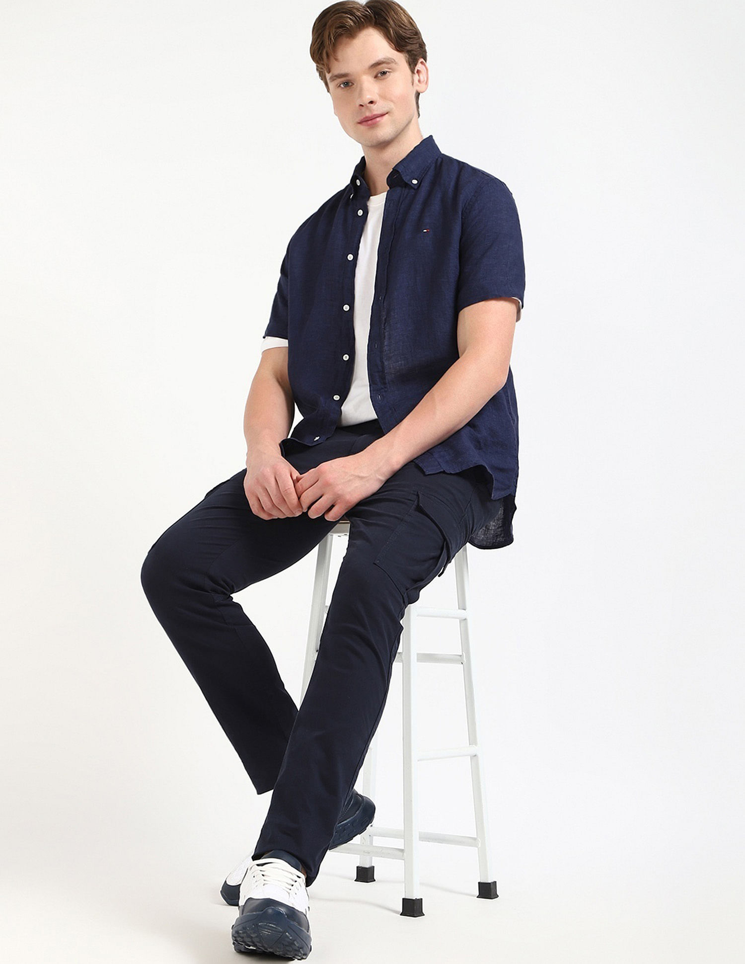 Tommy Hilfiger Solid Regular Fit Plain Woven Shirt