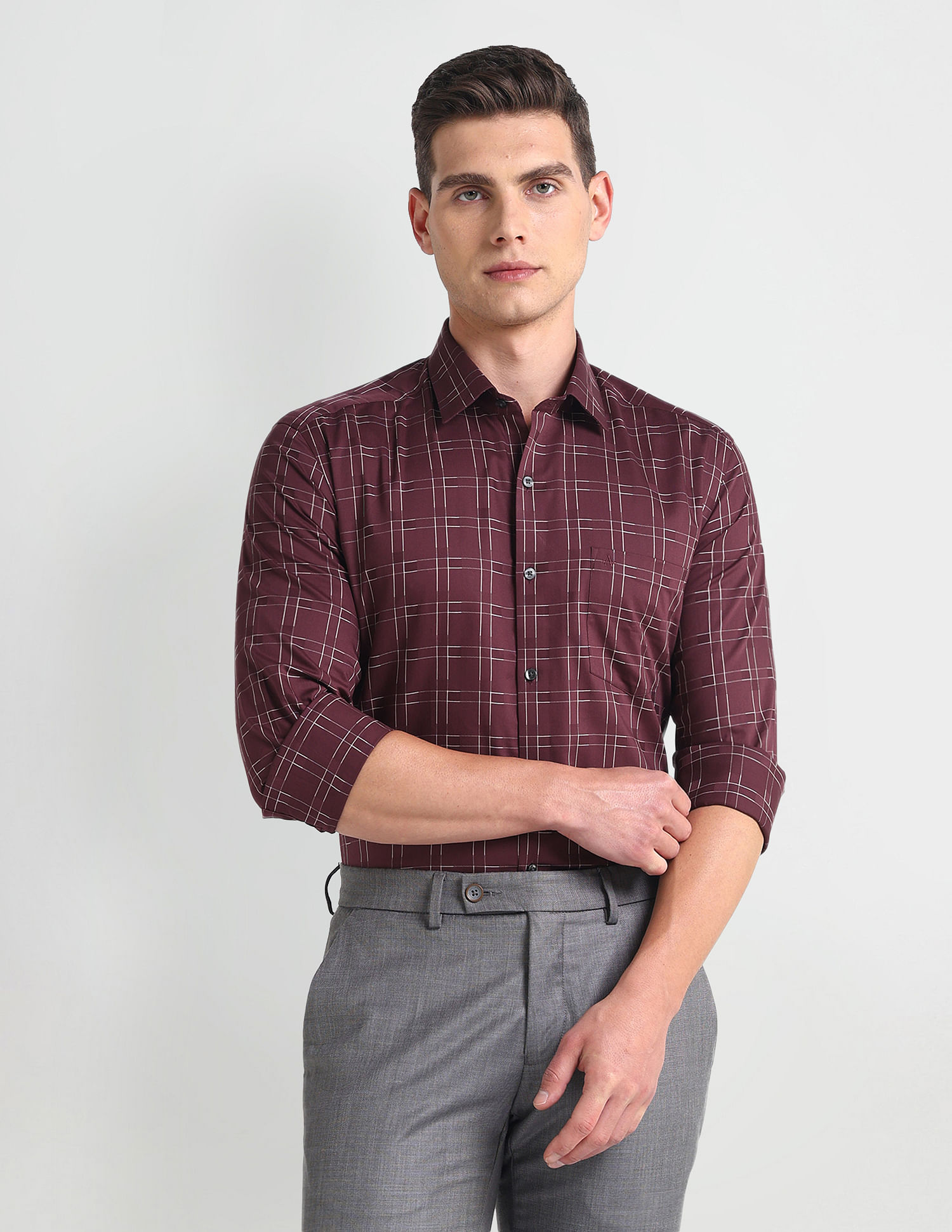 Arrow Pure Cotton Manhattan Slim Fit Shirt